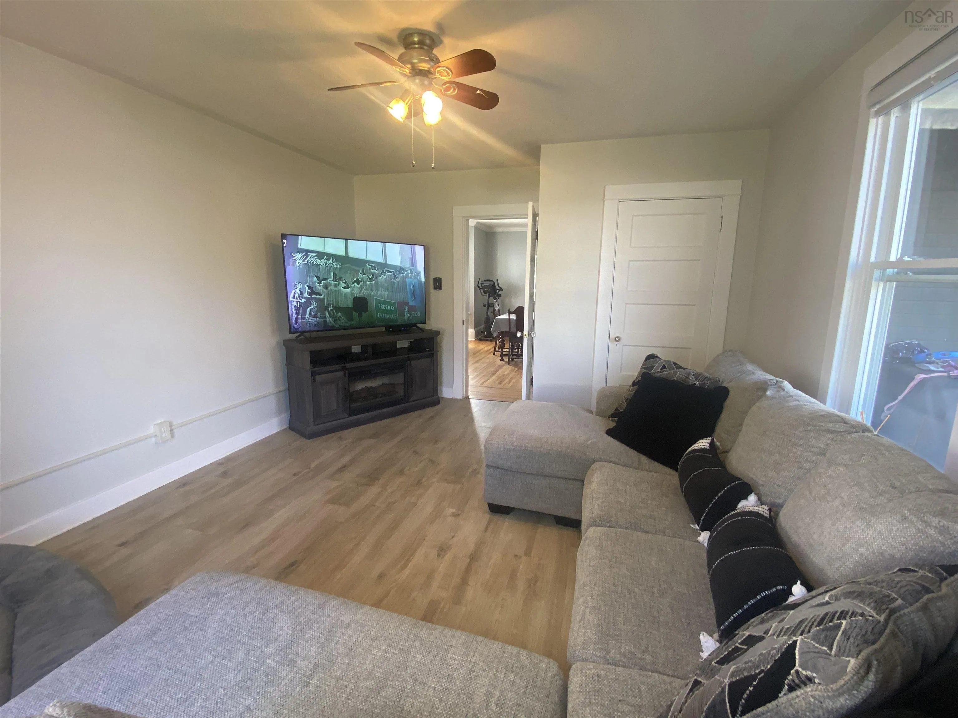 17 Broad Street, Truro, NS B2N 3G1, 3 Bedrooms Bedrooms, ,2 BathroomsBathrooms,Residential,For Sale,Broad,202512466