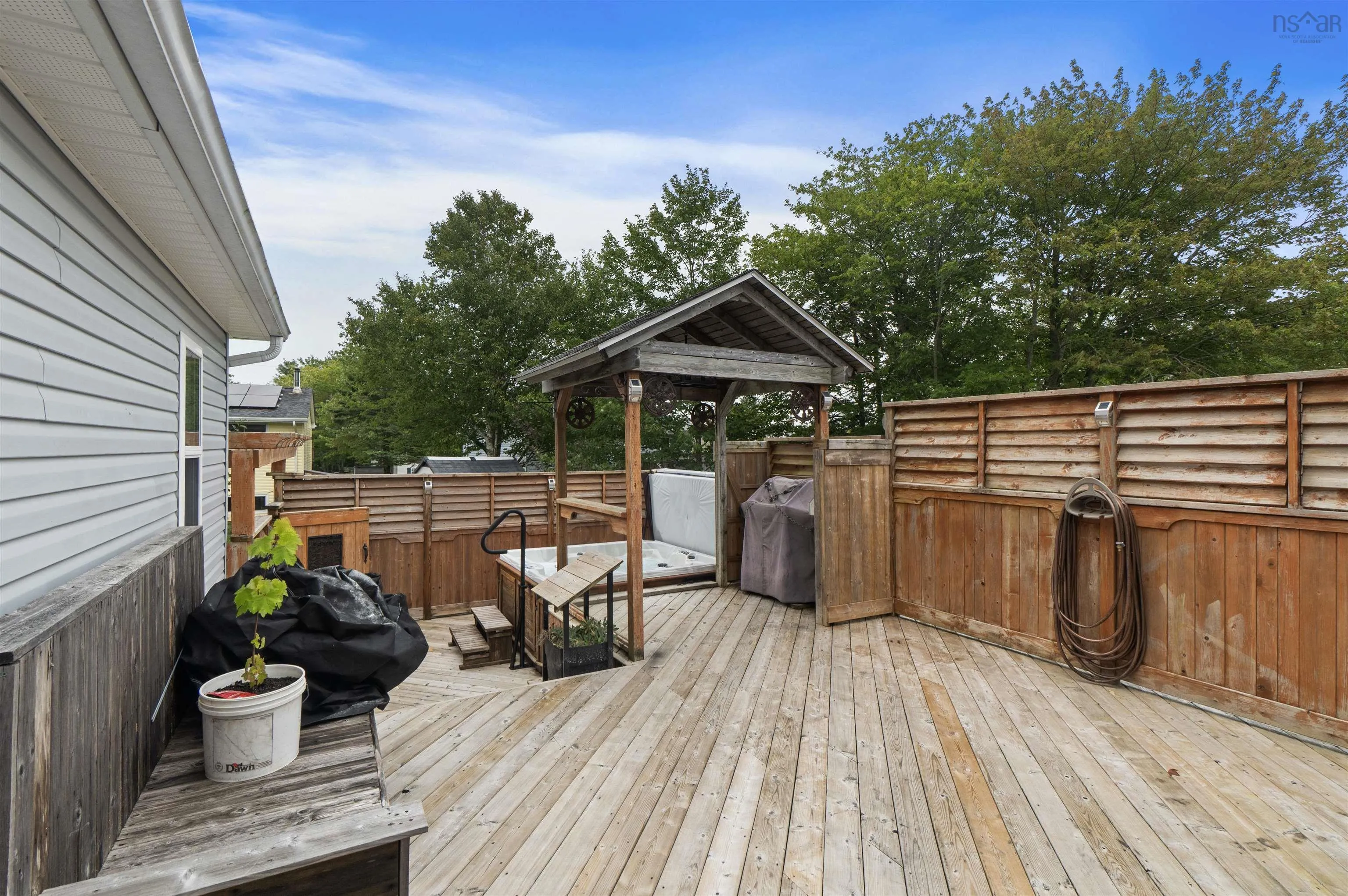 15 Wilton Crescent, Cole Harbour, NS B2V 2S9, 4 Bedrooms Bedrooms, ,2 BathroomsBathrooms,Residential,For Sale,Wilton,202521730