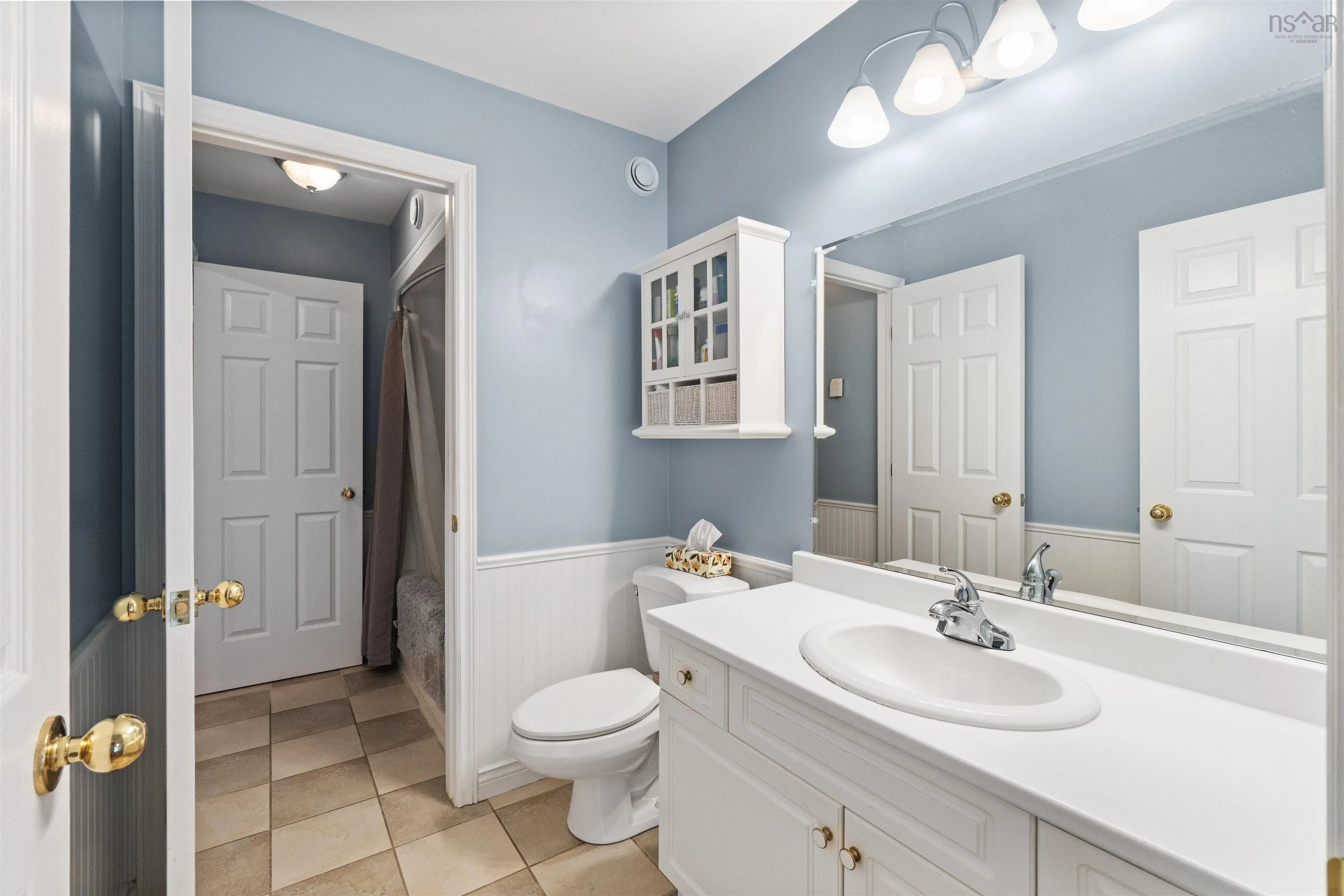 15 Wilton Crescent, Cole Harbour, NS B2V 2S9, 4 Bedrooms Bedrooms, ,2 BathroomsBathrooms,Residential,For Sale,Wilton,202521730