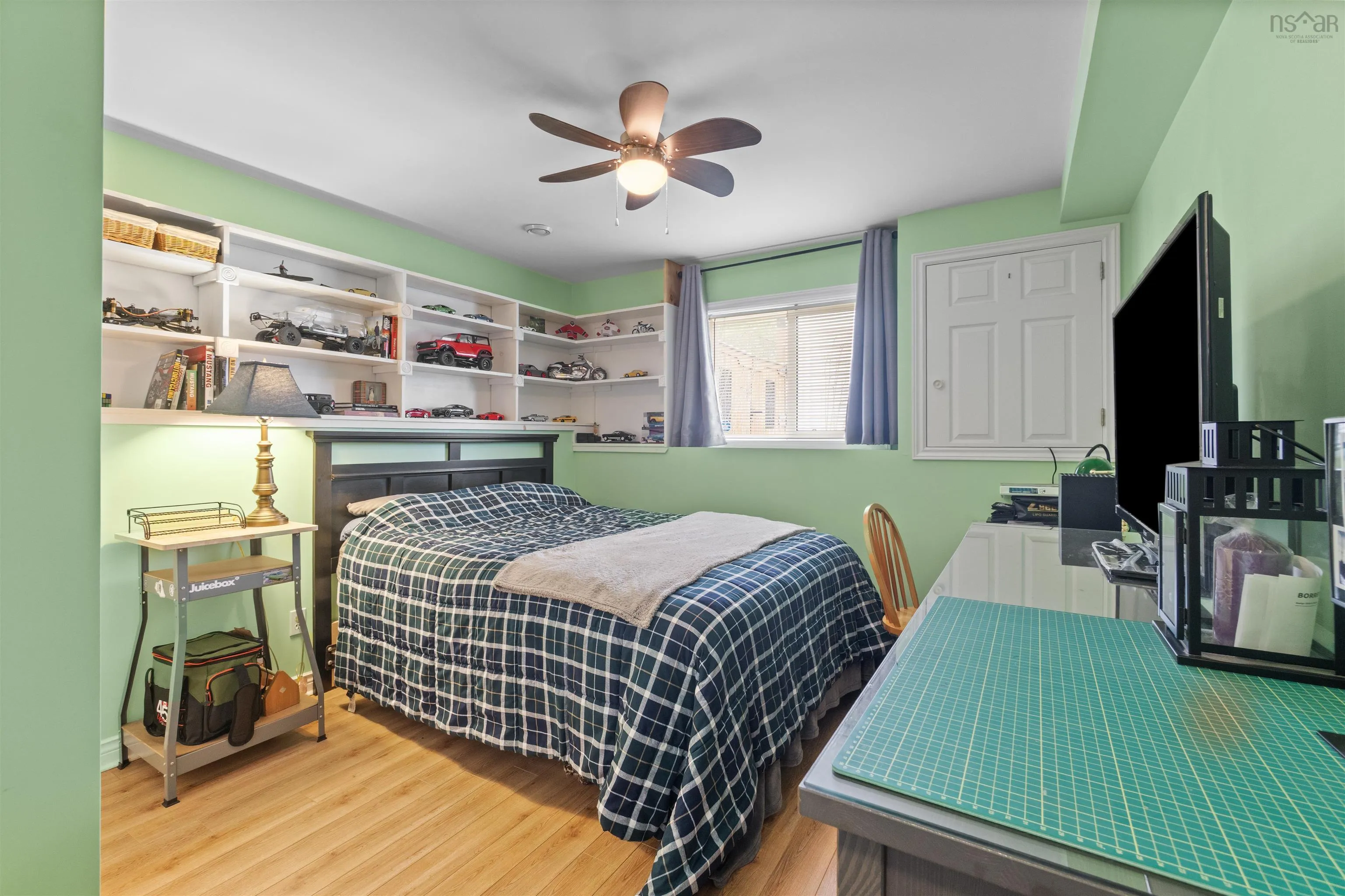15 Wilton Crescent, Cole Harbour, NS B2V 2S9, 4 Bedrooms Bedrooms, ,2 BathroomsBathrooms,Residential,For Sale,Wilton,202521730