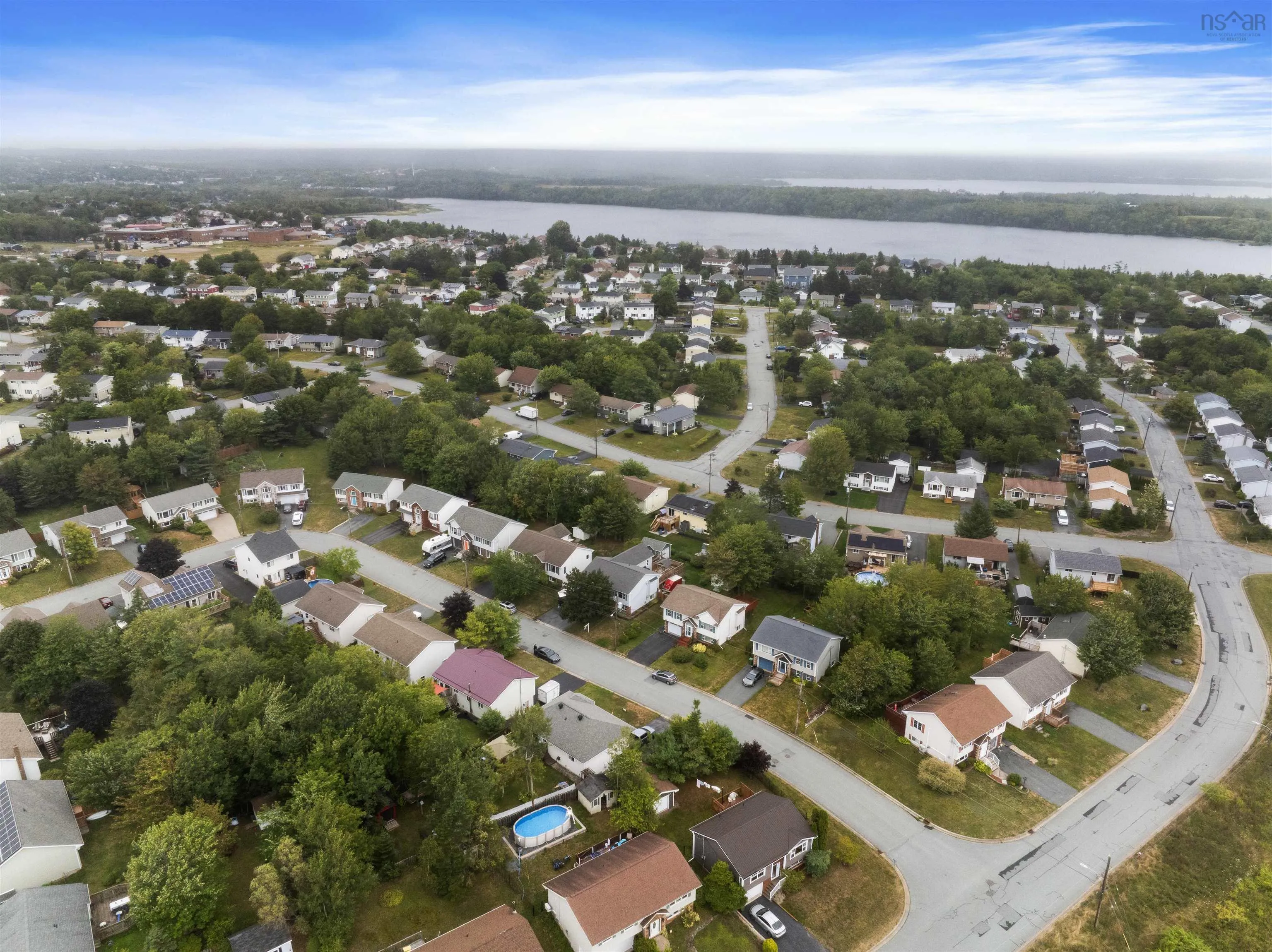15 Wilton Crescent, Cole Harbour, NS B2V 2S9, 4 Bedrooms Bedrooms, ,2 BathroomsBathrooms,Residential,For Sale,Wilton,202521730