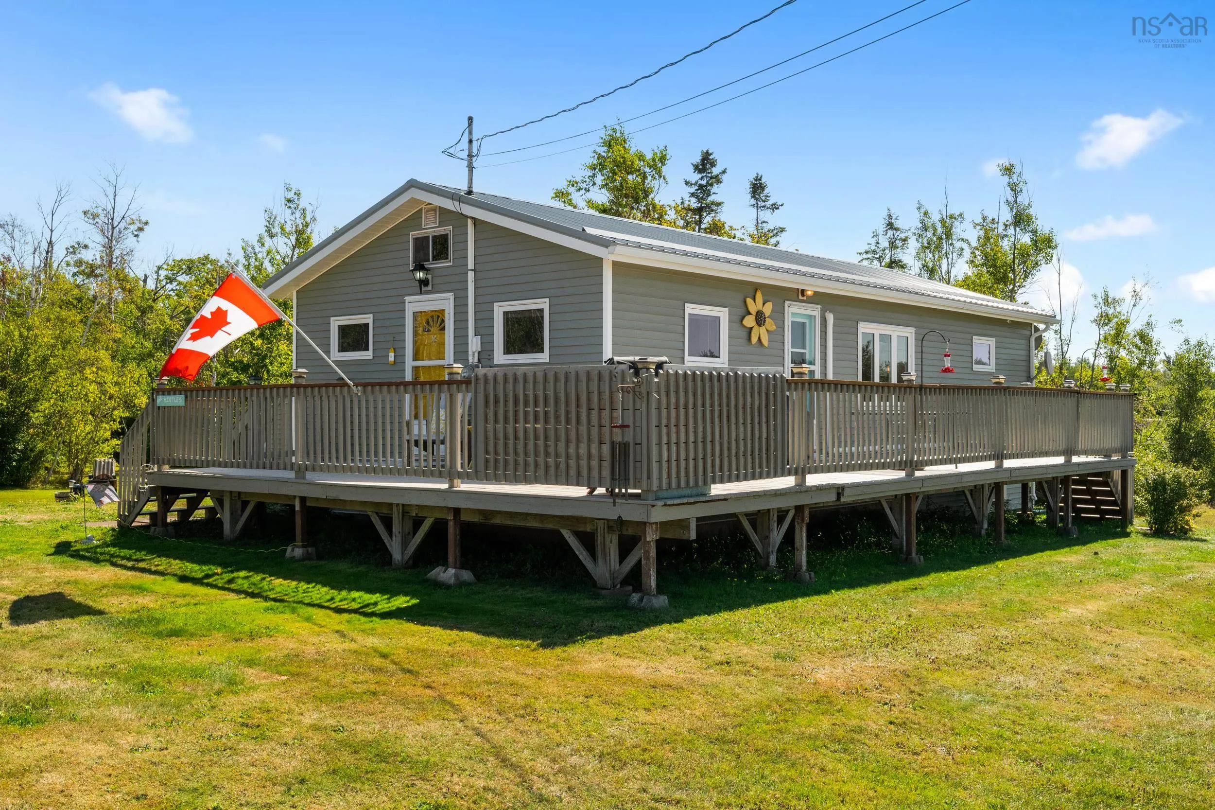 20 Macknight Lane, Seafoam, NS B0K 1N0, 4 Bedrooms Bedrooms, ,2 BathroomsBathrooms,Residential,For Sale,Macknight,202522809