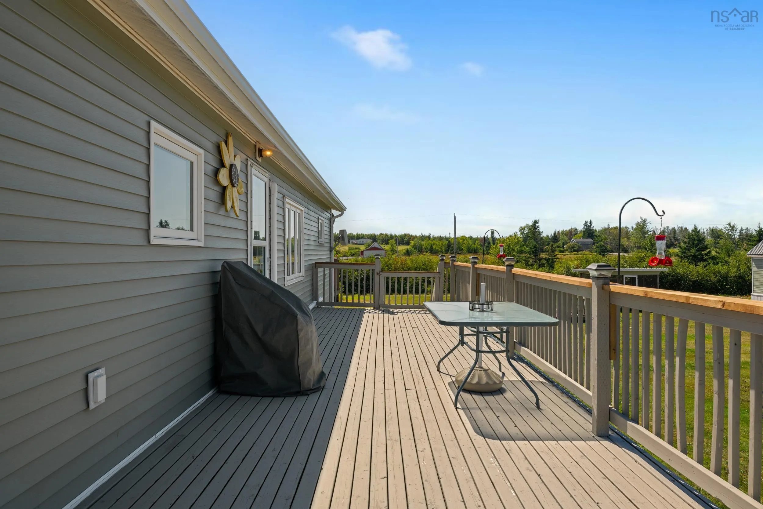 20 Macknight Lane, Seafoam, NS B0K 1N0, 4 Bedrooms Bedrooms, ,2 BathroomsBathrooms,Residential,For Sale,Macknight,202522809