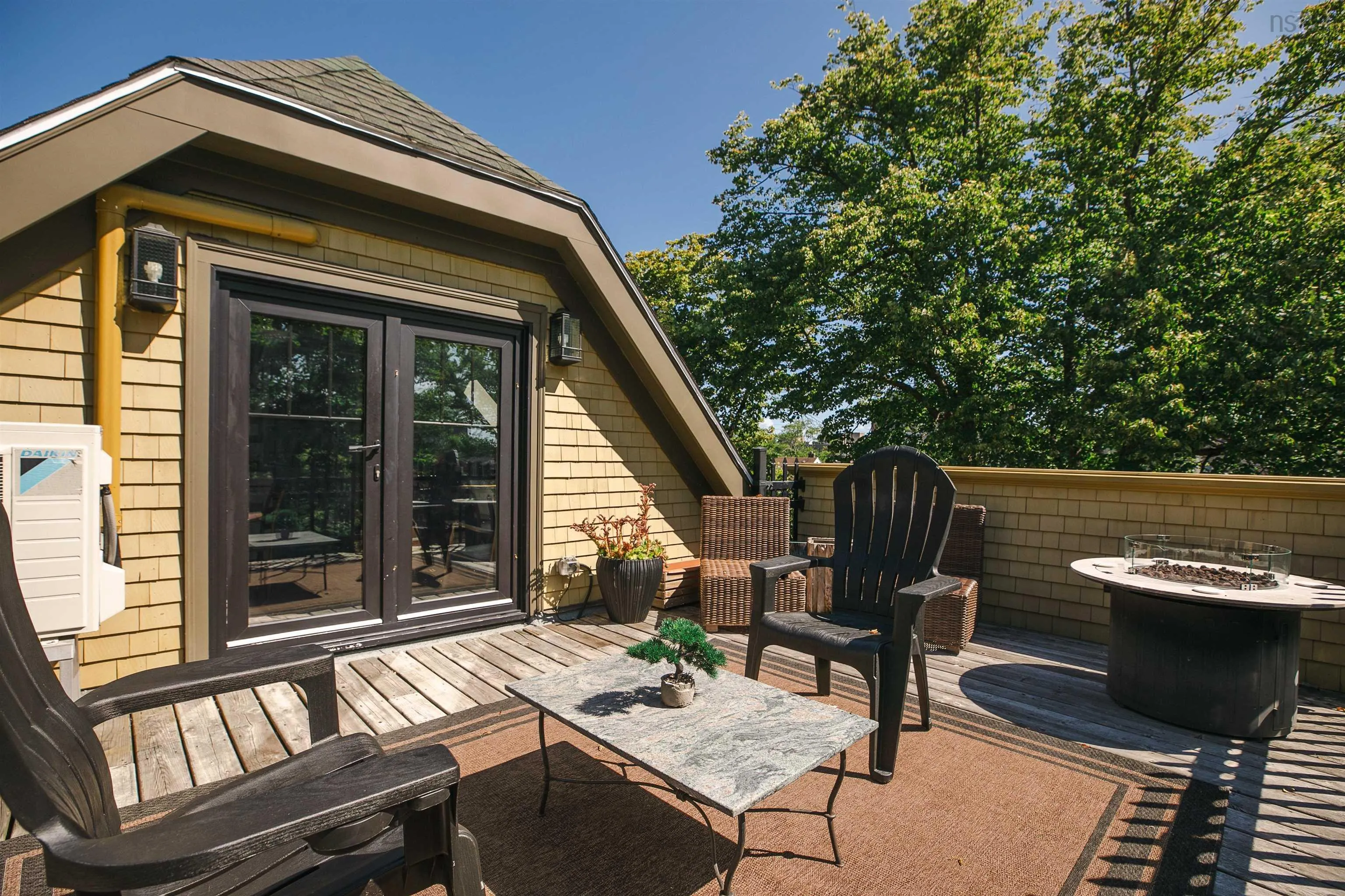 6088 Coburg Road, Halifax, NS B3H 1Z4, ,Commercial Sale,For Sale,Coburg,202521020