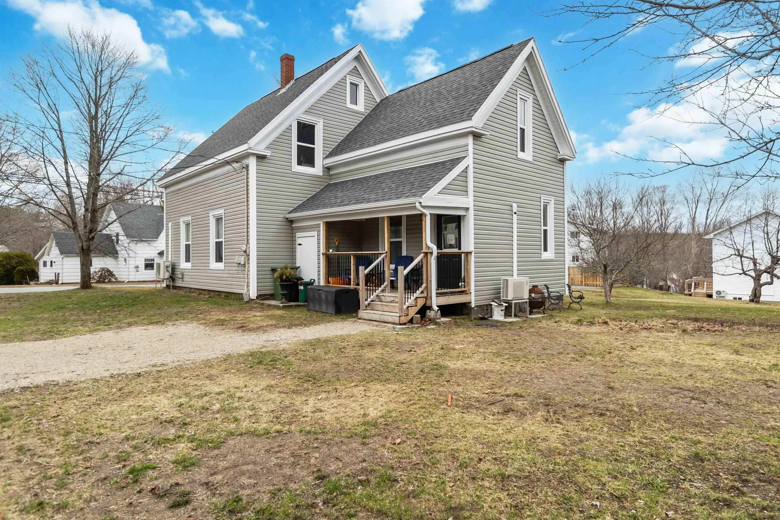 43 Jubilee Road, Bridgewater Ns B4v 2a3, 4 Bedrooms Bedrooms, ,2 BathroomsBathrooms,Residential,For Sale,Jubilee,202506883