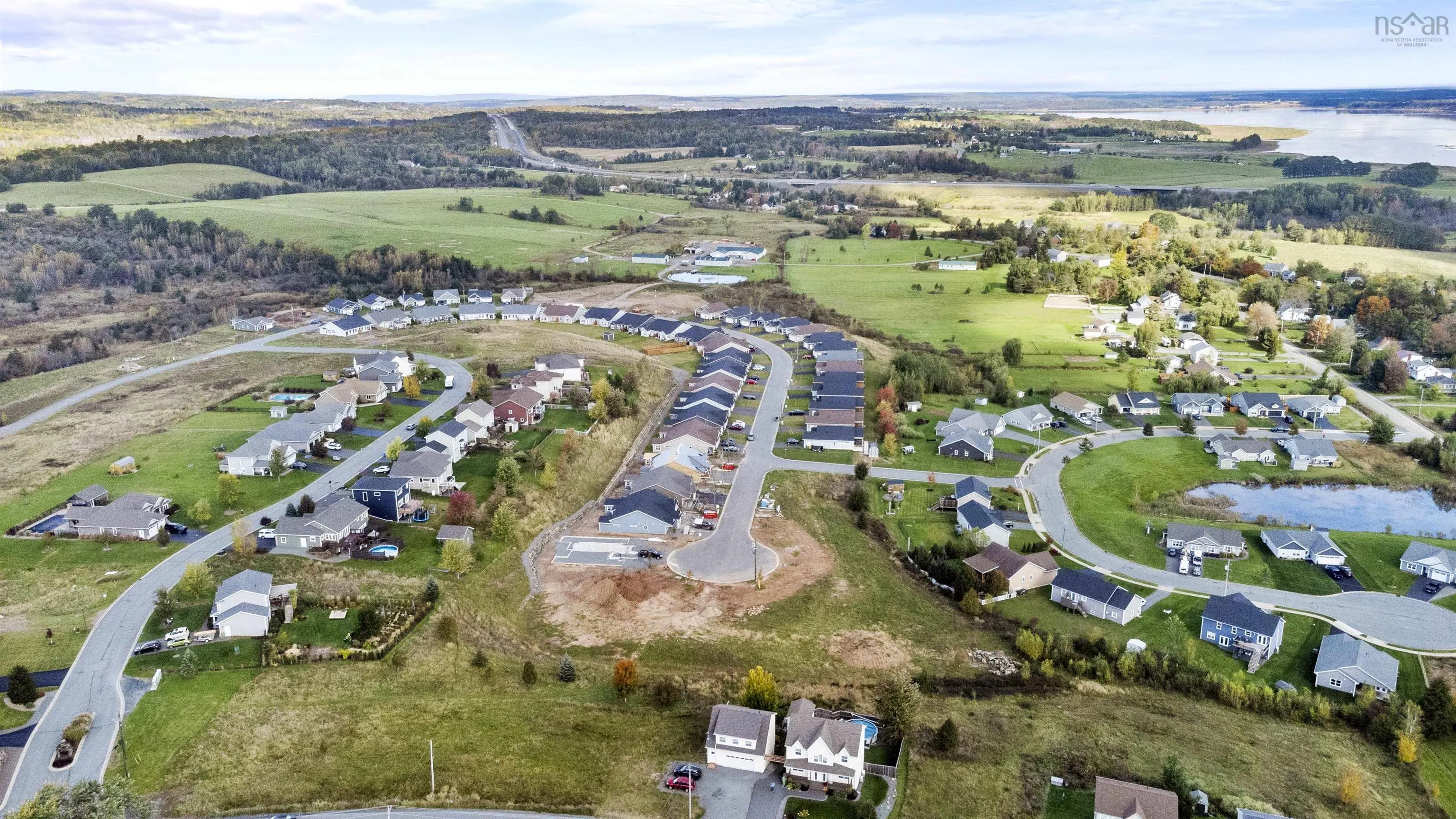 14 Goldenrod Court, Falmouth, NS B0N 1L0, 2 Bedrooms Bedrooms, ,2 BathroomsBathrooms,Residential,For Sale,Goldenrod,202522119