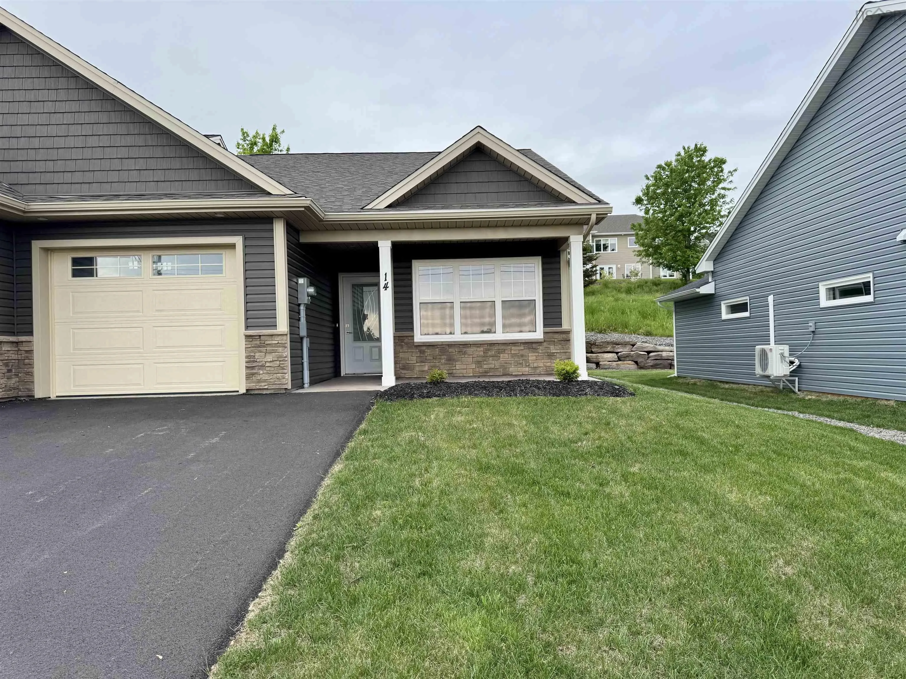 14 Goldenrod Court, Falmouth, NS B0N 1L0, 2 Bedrooms Bedrooms, ,2 BathroomsBathrooms,Residential,For Sale,Goldenrod,202522119