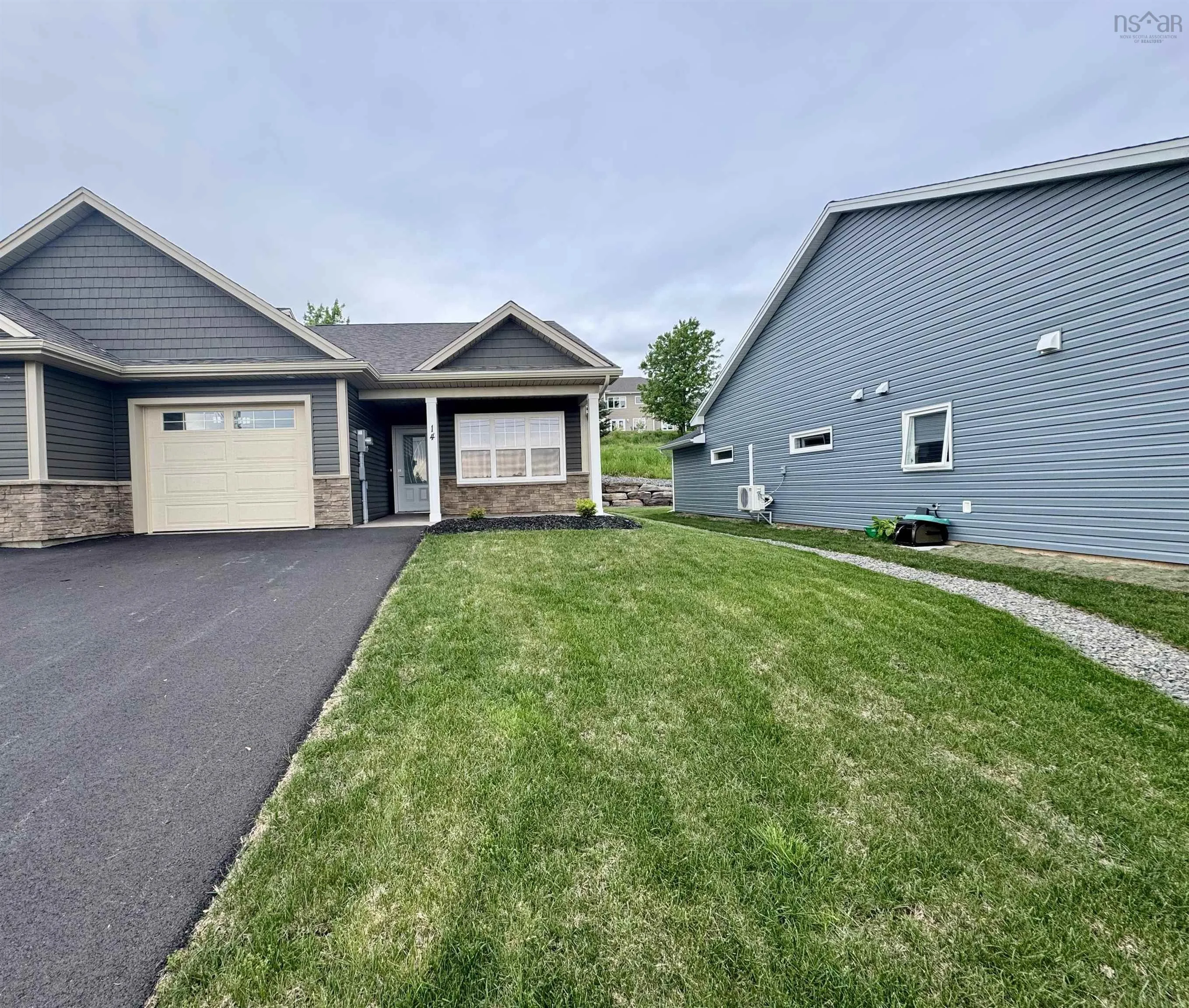 14 Goldenrod Court, Falmouth, NS B0N 1L0, 2 Bedrooms Bedrooms, ,2 BathroomsBathrooms,Residential,For Sale,Goldenrod,202522119