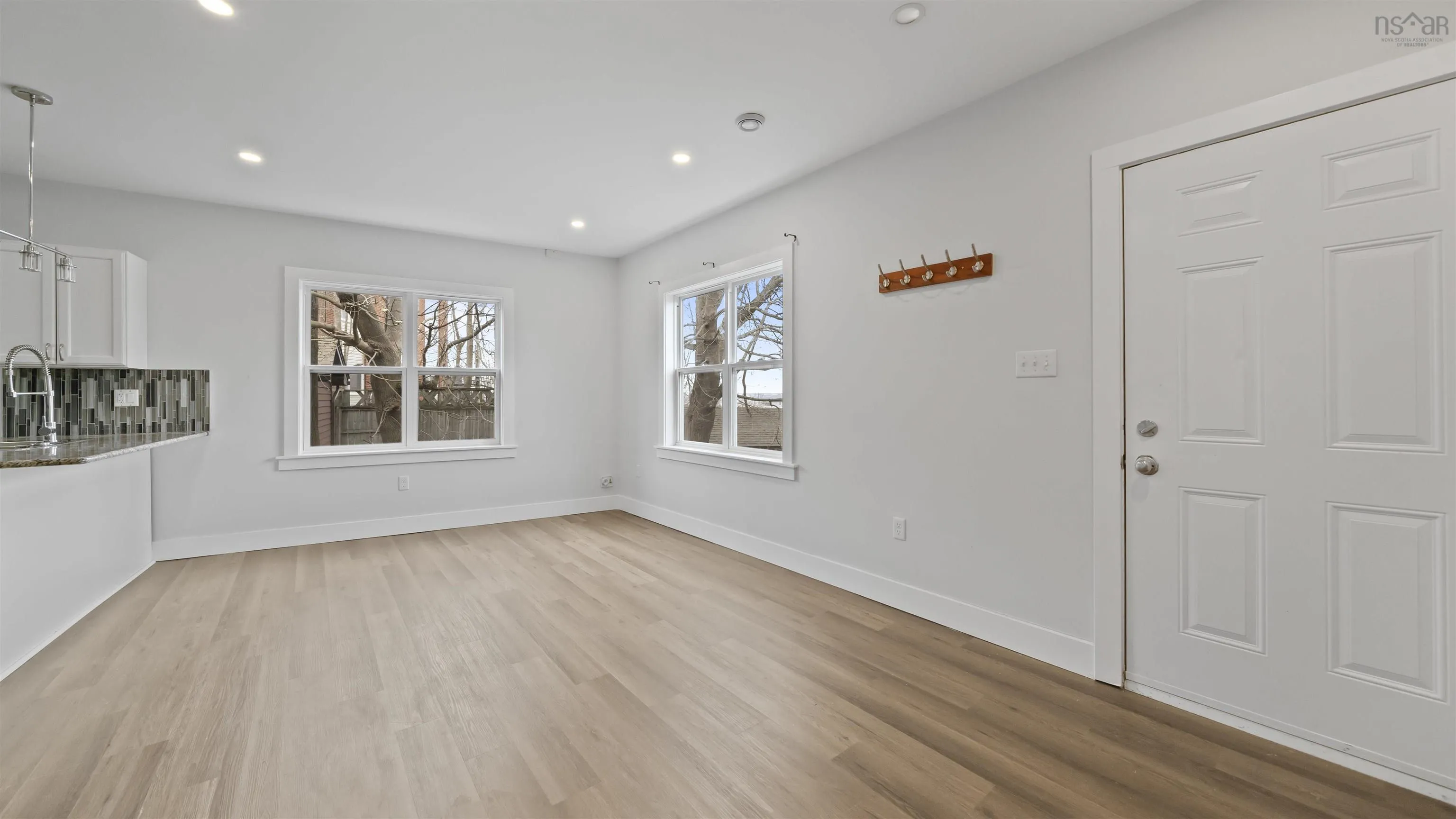 3461 Windsor Street, Halifax Ns B3k 5g5, 9 Bedrooms Bedrooms, ,Residential Income,For Sale,Windsor,202509760