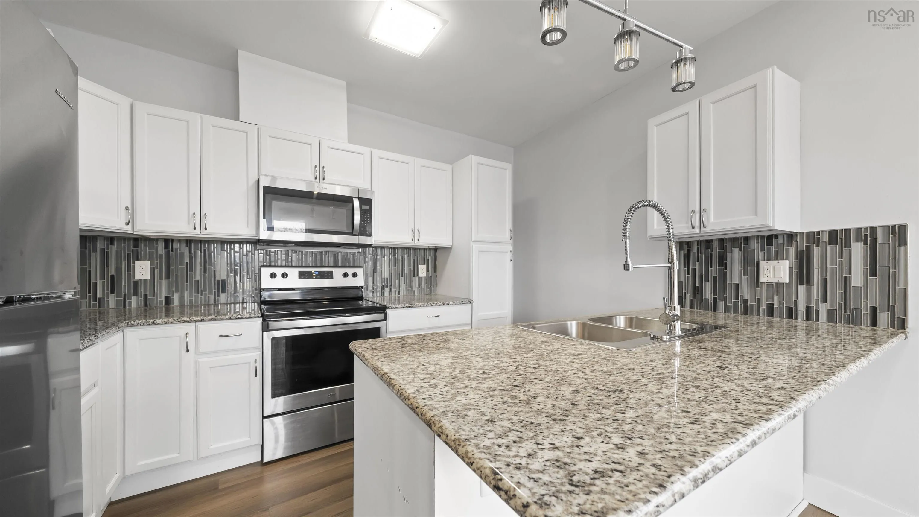 3461 Windsor Street, Halifax Ns B3k 5g5, 9 Bedrooms Bedrooms, ,Residential Income,For Sale,Windsor,202509760