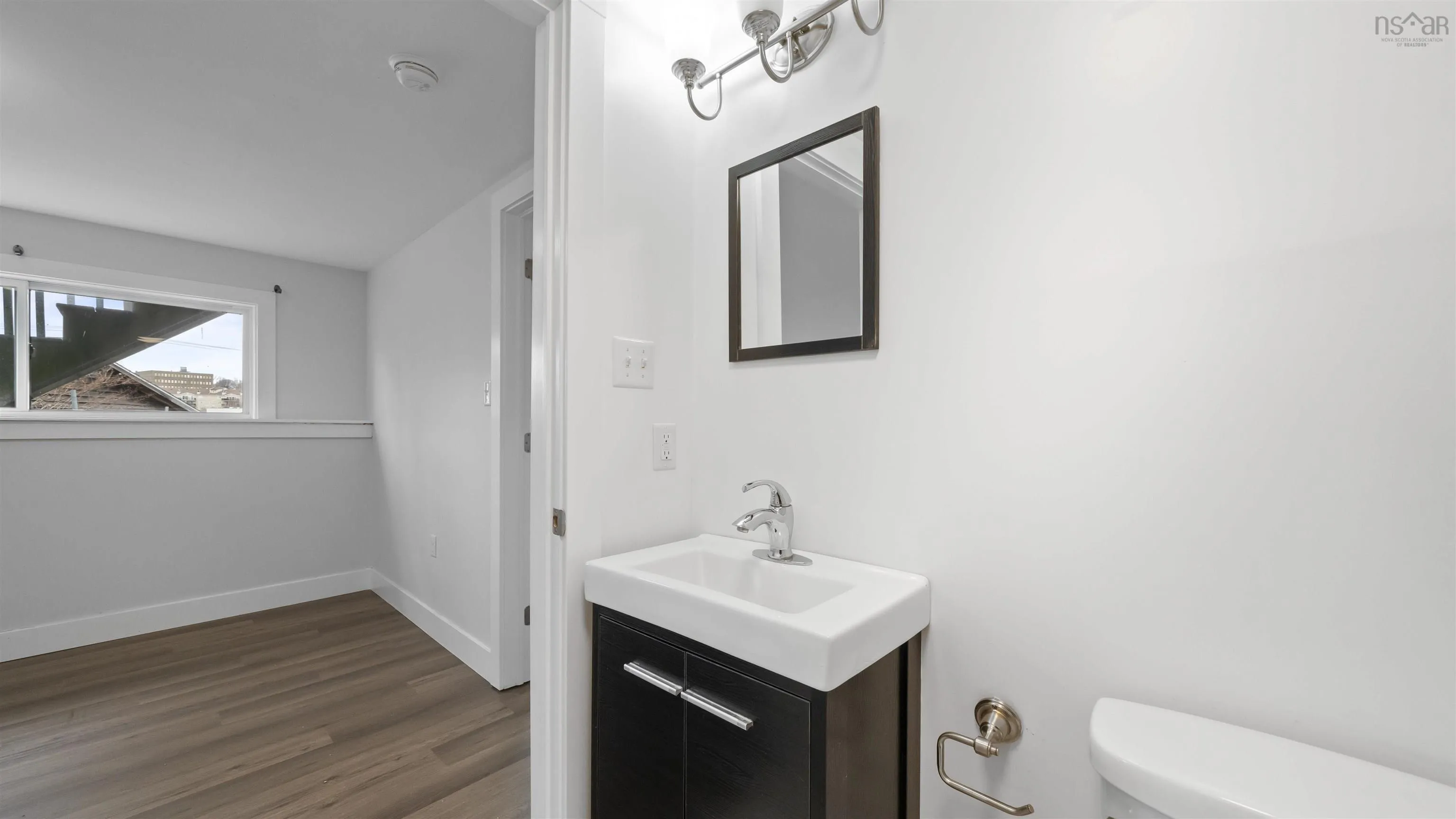 3461 Windsor Street, Halifax Ns B3k 5g5, 9 Bedrooms Bedrooms, ,Residential Income,For Sale,Windsor,202509760