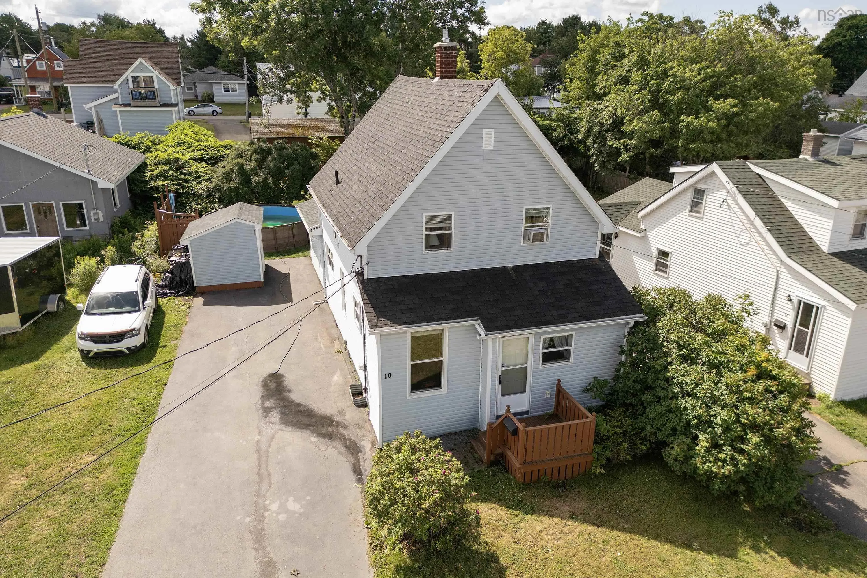 10 Minto Street, Amherst, NS B4H 1H2, 3 Bedrooms Bedrooms, ,2 BathroomsBathrooms,Residential,For Sale,Minto,202518416