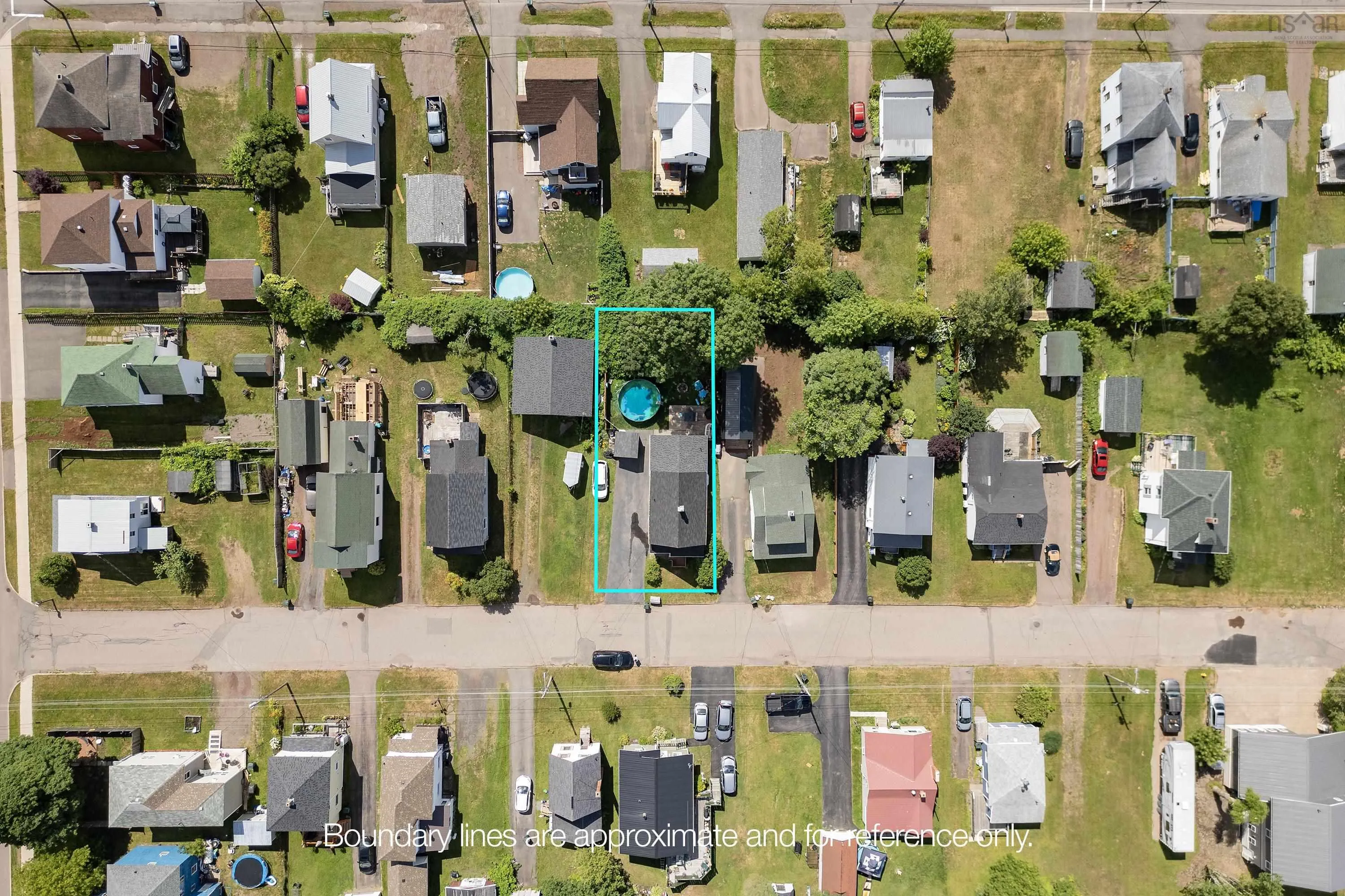 10 Minto Street, Amherst, NS B4H 1H2, 3 Bedrooms Bedrooms, ,2 BathroomsBathrooms,Residential,For Sale,Minto,202518416