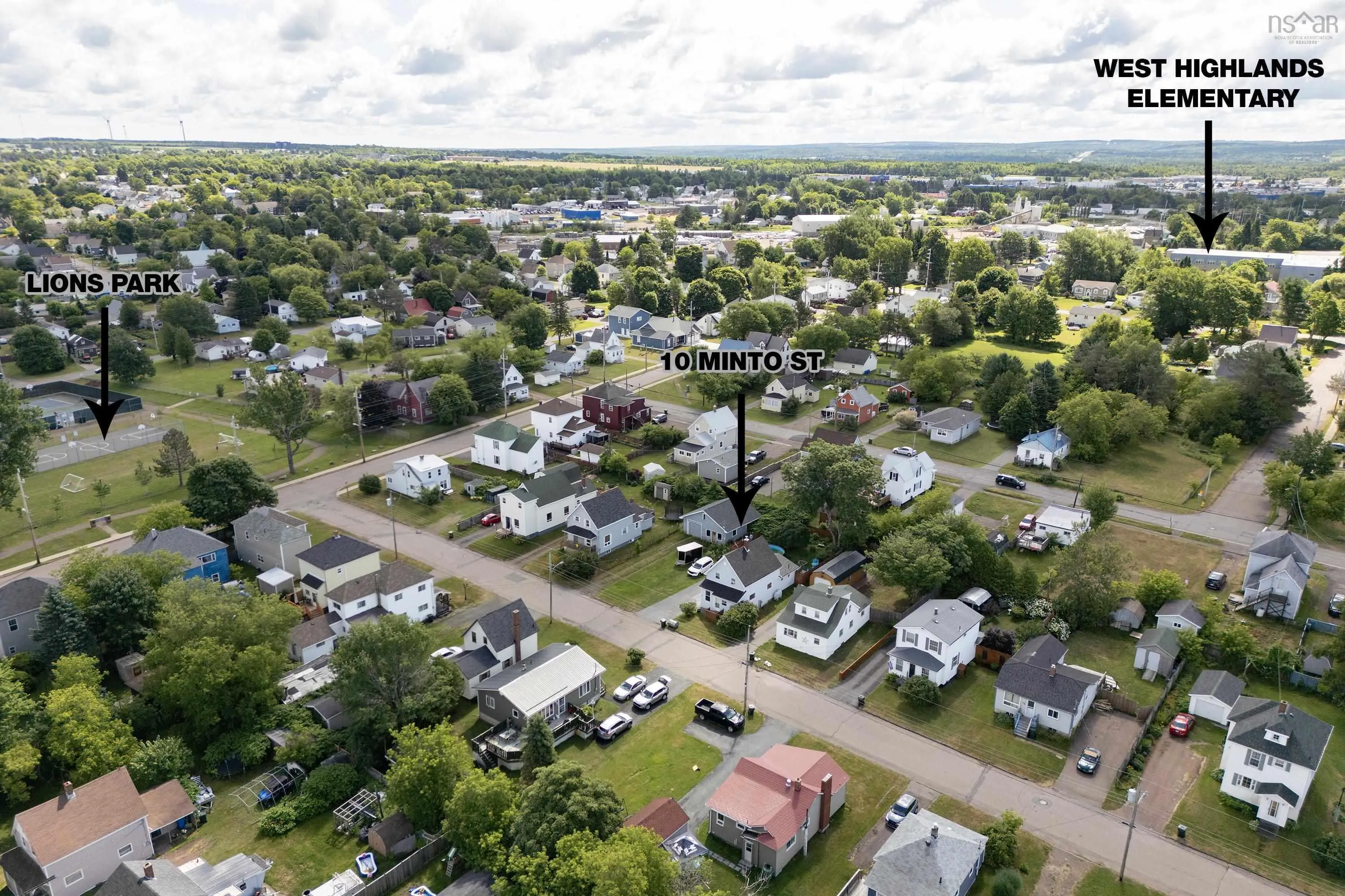 10 Minto Street, Amherst, NS B4H 1H2, 3 Bedrooms Bedrooms, ,2 BathroomsBathrooms,Residential,For Sale,Minto,202518416