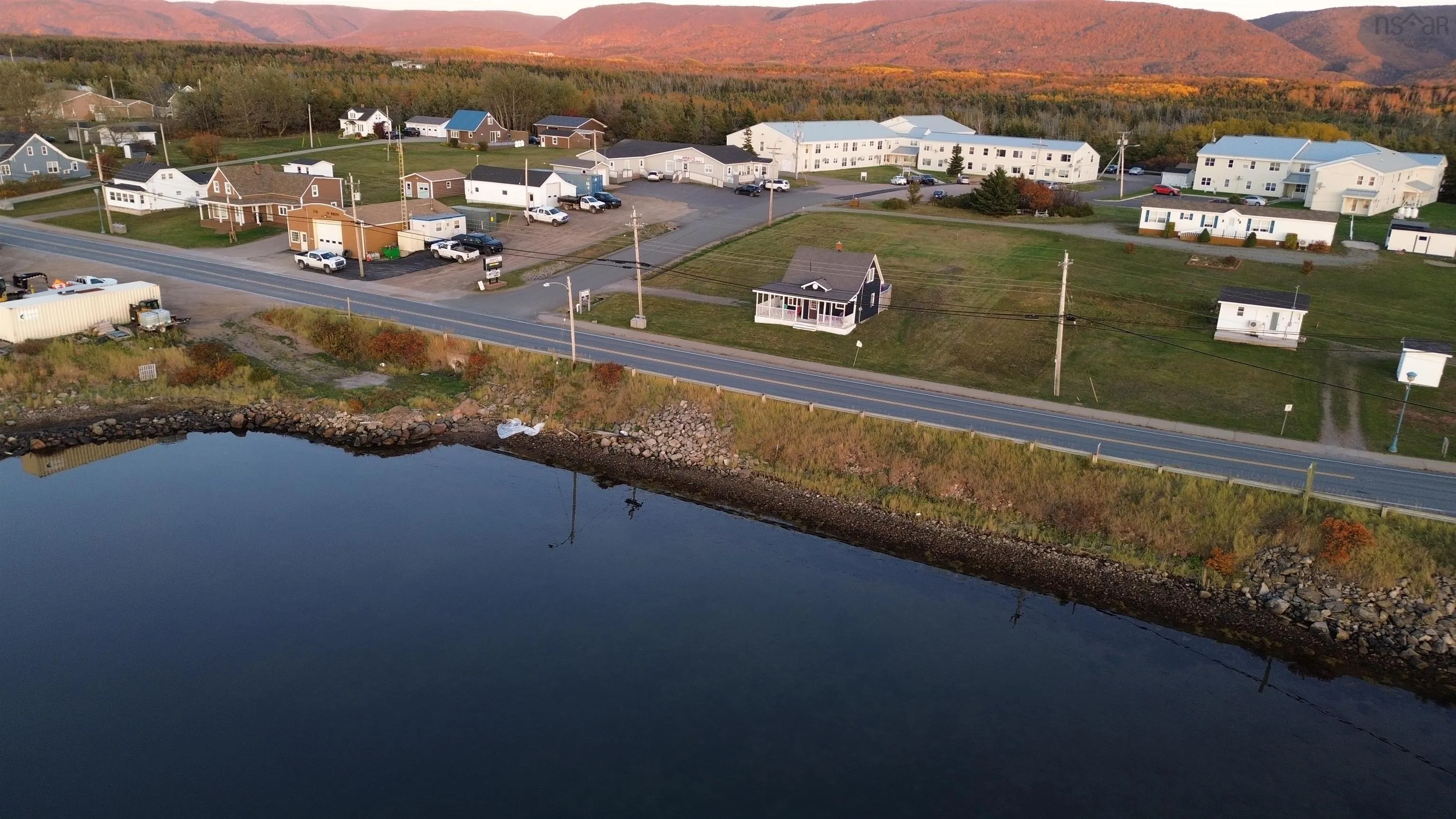 14962 Cabot Trail, Chéticamp Ns B0e 1h0, 3 Bedrooms Bedrooms, ,1 BathroomBathrooms,Residential,For Sale,Cabot,202425535