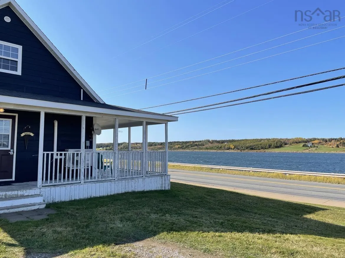 14962 Cabot Trail, Chéticamp Ns B0e 1h0, 3 Bedrooms Bedrooms, ,1 BathroomBathrooms,Residential,For Sale,Cabot,202425535