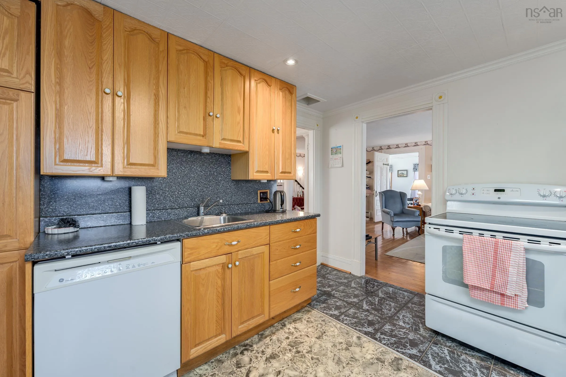 2504 Highway 1, Darlings Lake, NS B5A 4A5, 3 Bedrooms Bedrooms, ,2 BathroomsBathrooms,Residential,For Sale,Highway 1,202518883