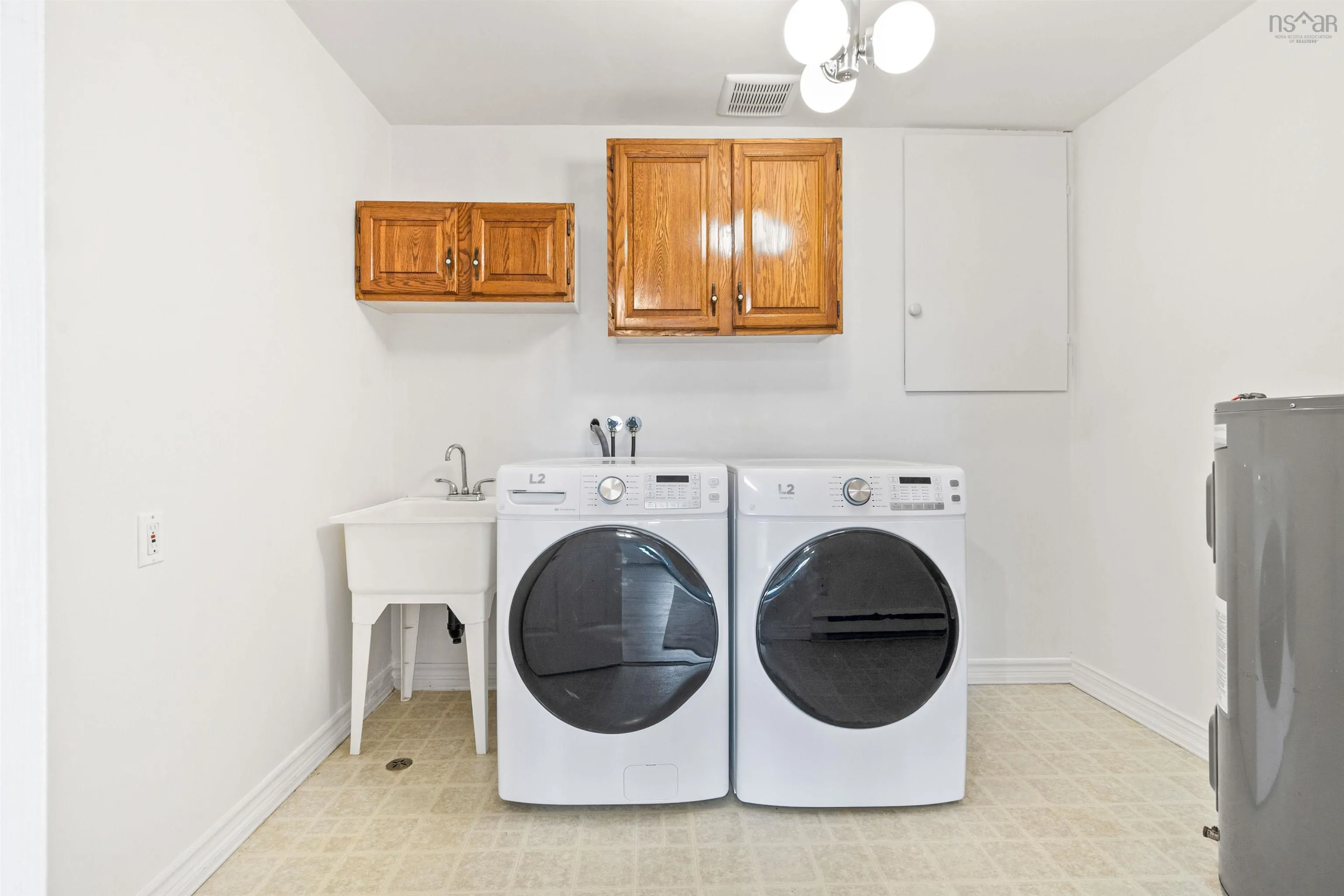 143 Hampton Green, Dartmouth, NS B2V 2A8, 3 Bedrooms Bedrooms, ,2 BathroomsBathrooms,Residential,For Sale,Hampton,202523814