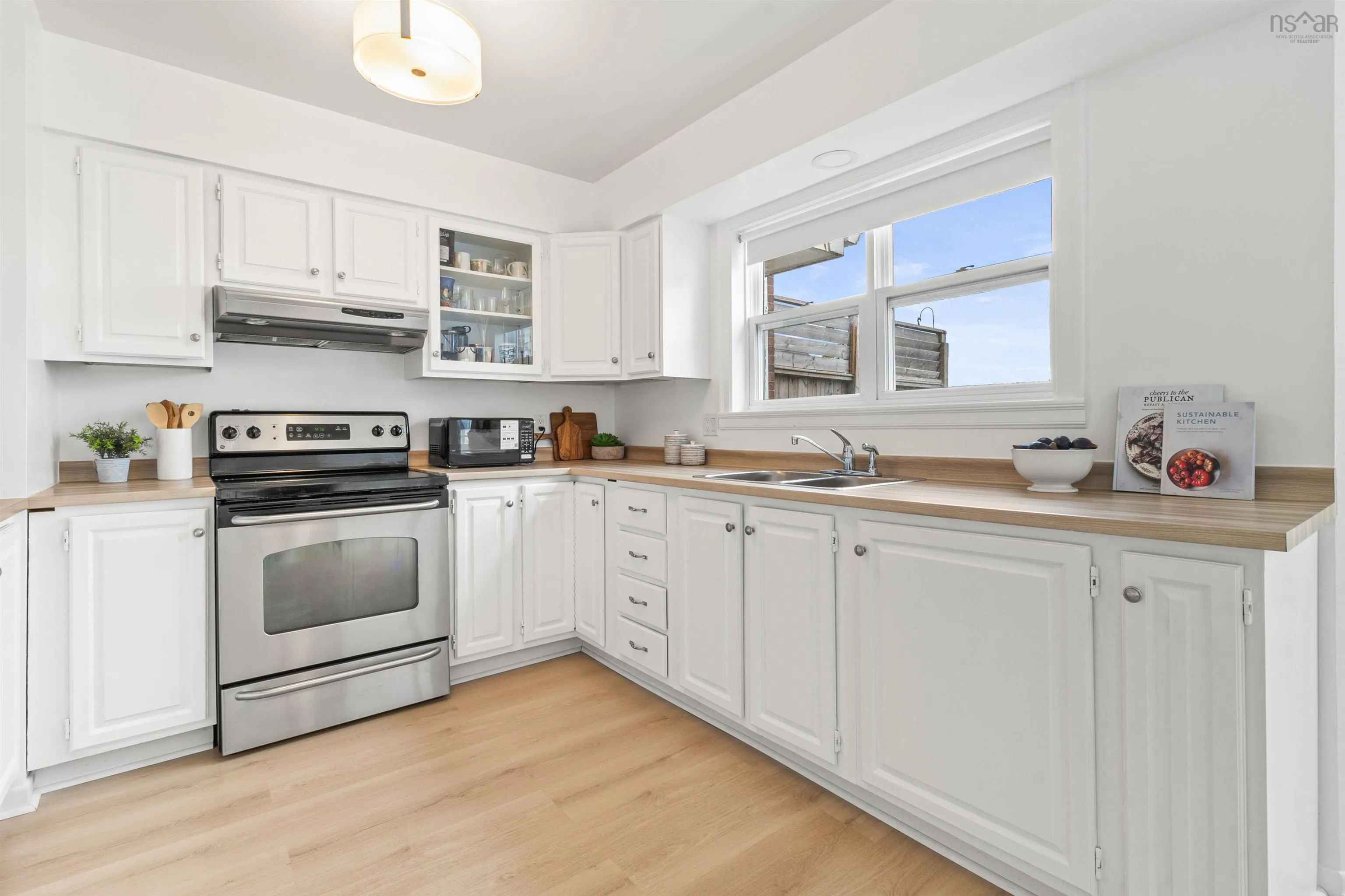143 Hampton Green, Dartmouth, NS B2V 2A8, 3 Bedrooms Bedrooms, ,2 BathroomsBathrooms,Residential,For Sale,Hampton,202523814