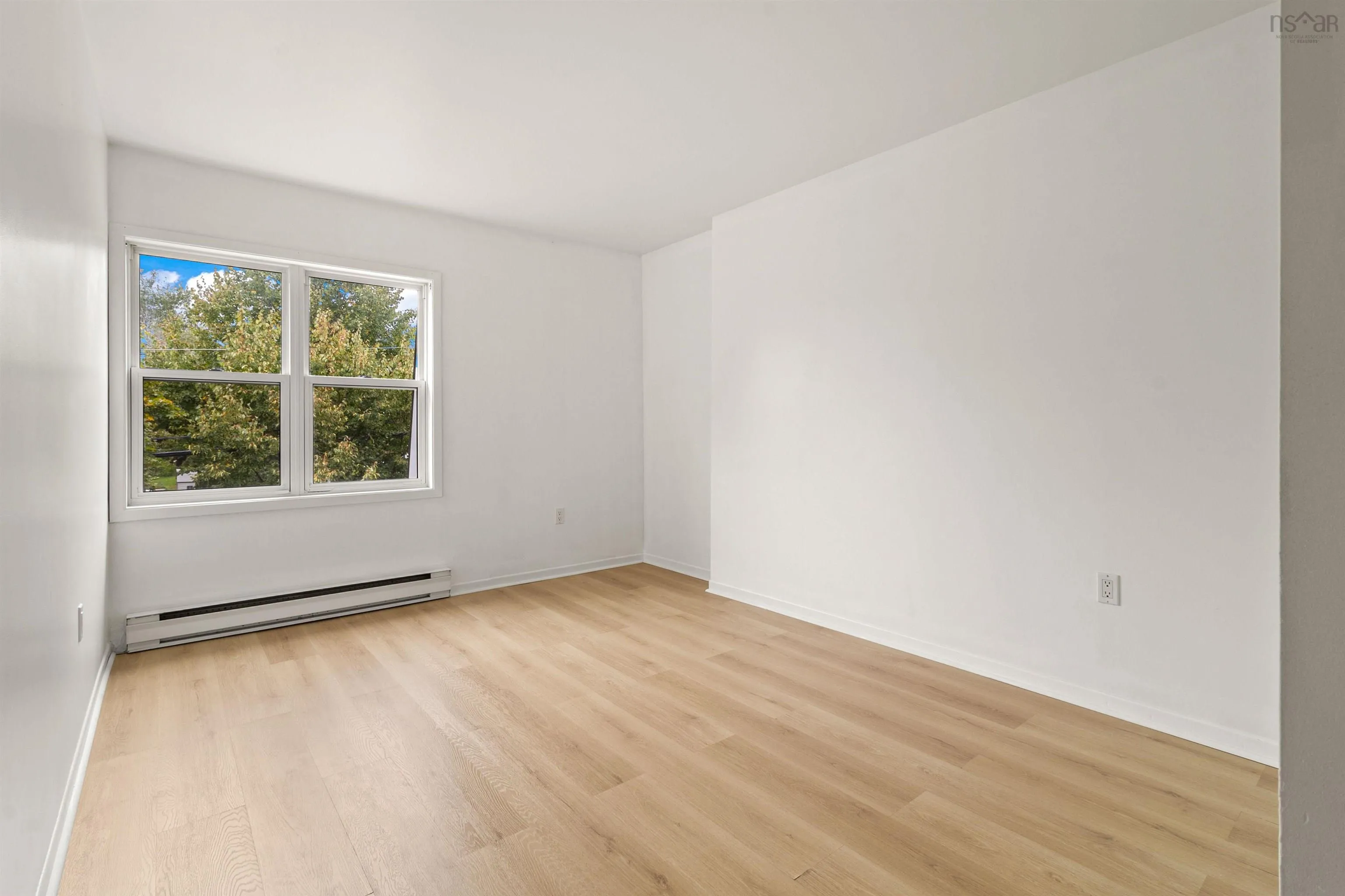 143 Hampton Green, Dartmouth, NS B2V 2A8, 3 Bedrooms Bedrooms, ,2 BathroomsBathrooms,Residential,For Sale,Hampton,202523814