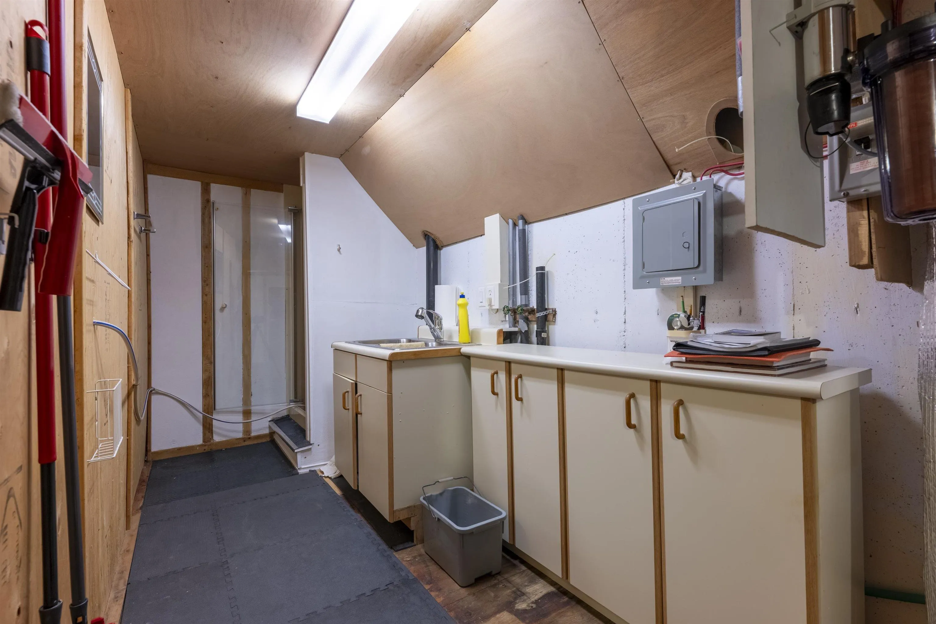 210 South Cove Road, Feltzen South, NS B0J 2X0, 4 Bedrooms Bedrooms, ,3 BathroomsBathrooms,Residential,For Sale,South Cove,202519215