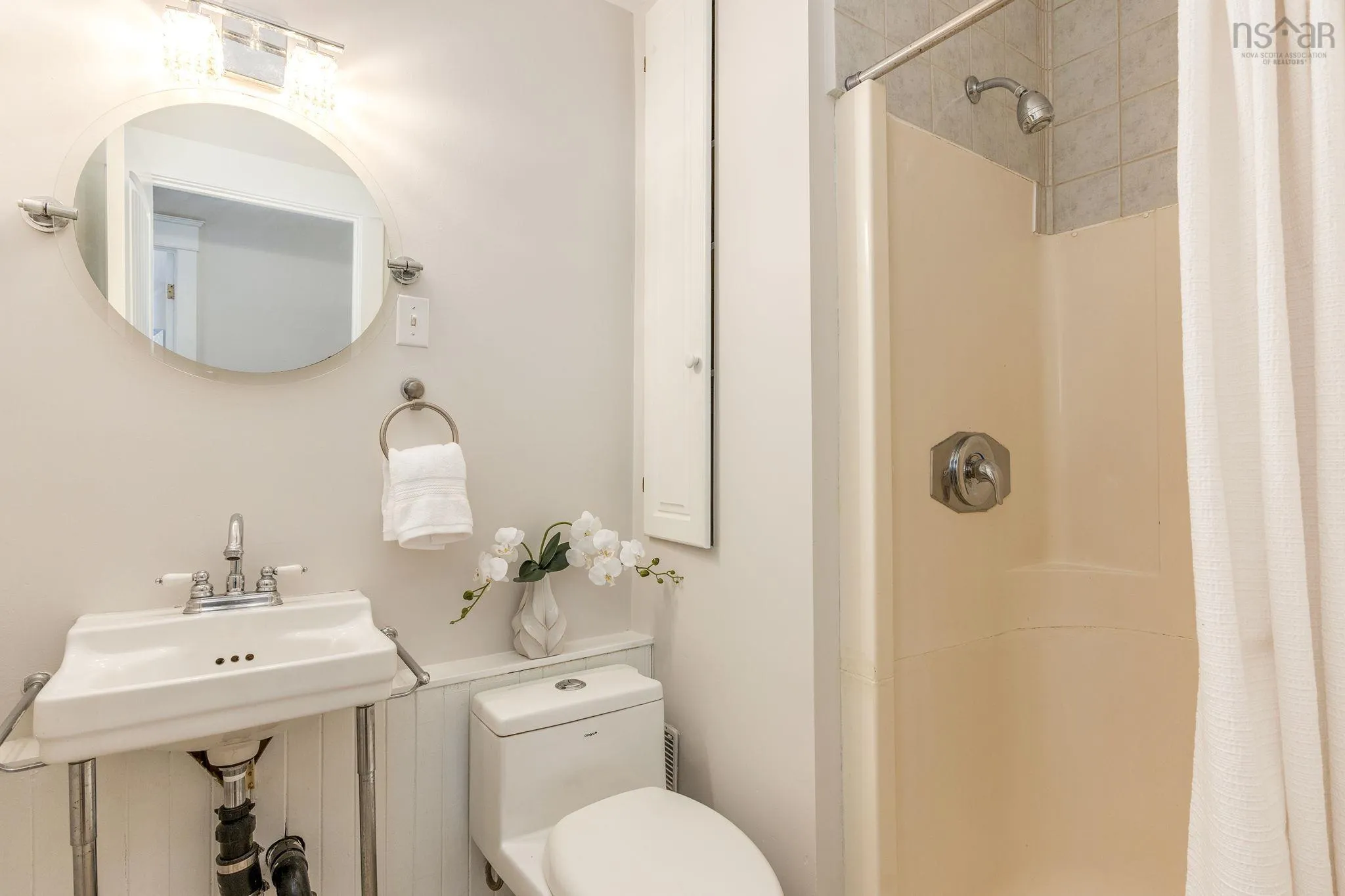 540 St Margarets Bay Road, Halifax, NS B3N 1K5, 4 Bedrooms Bedrooms, ,2 BathroomsBathrooms,Residential,For Sale,St Margarets Bay,202523928