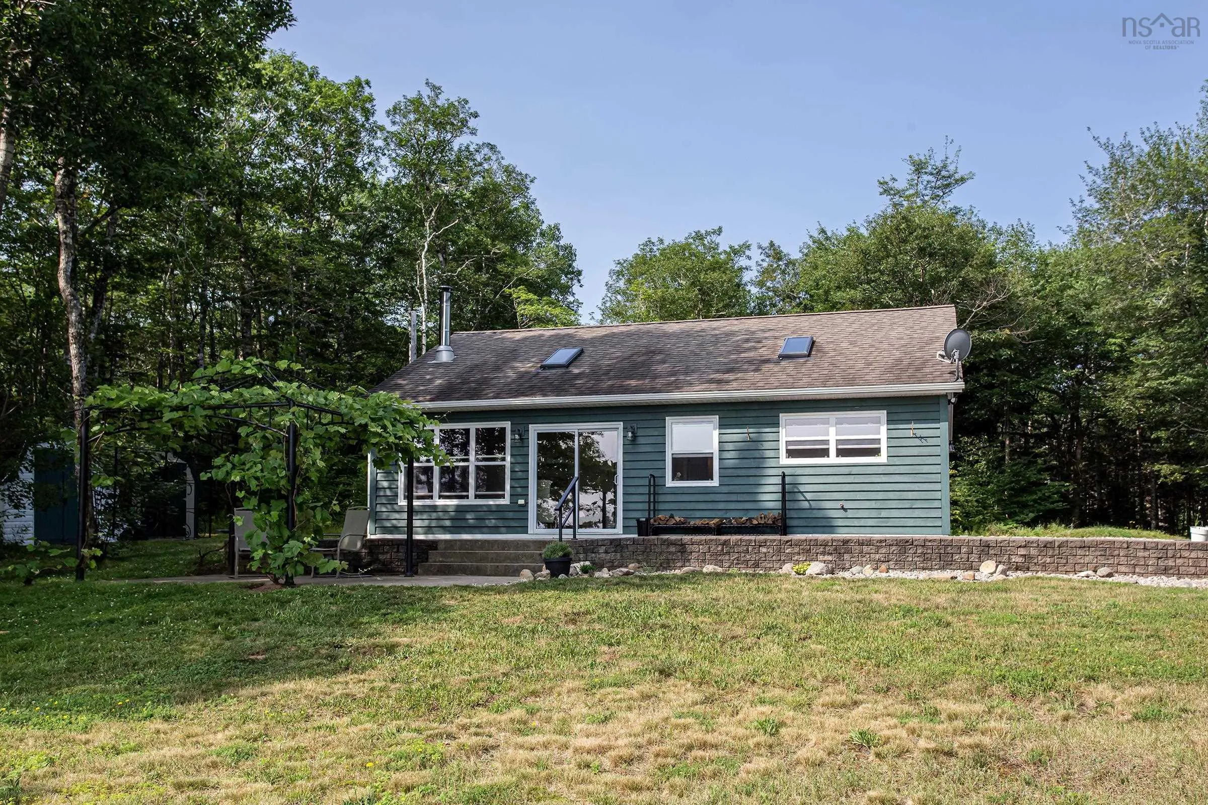 4464 Old Liverpool Road, Big Molly Upsim Lake, NS B0S 1P0, 2 Bedrooms Bedrooms, ,1 BathroomBathrooms,Residential,For Sale,Old Liverpool,202517477
