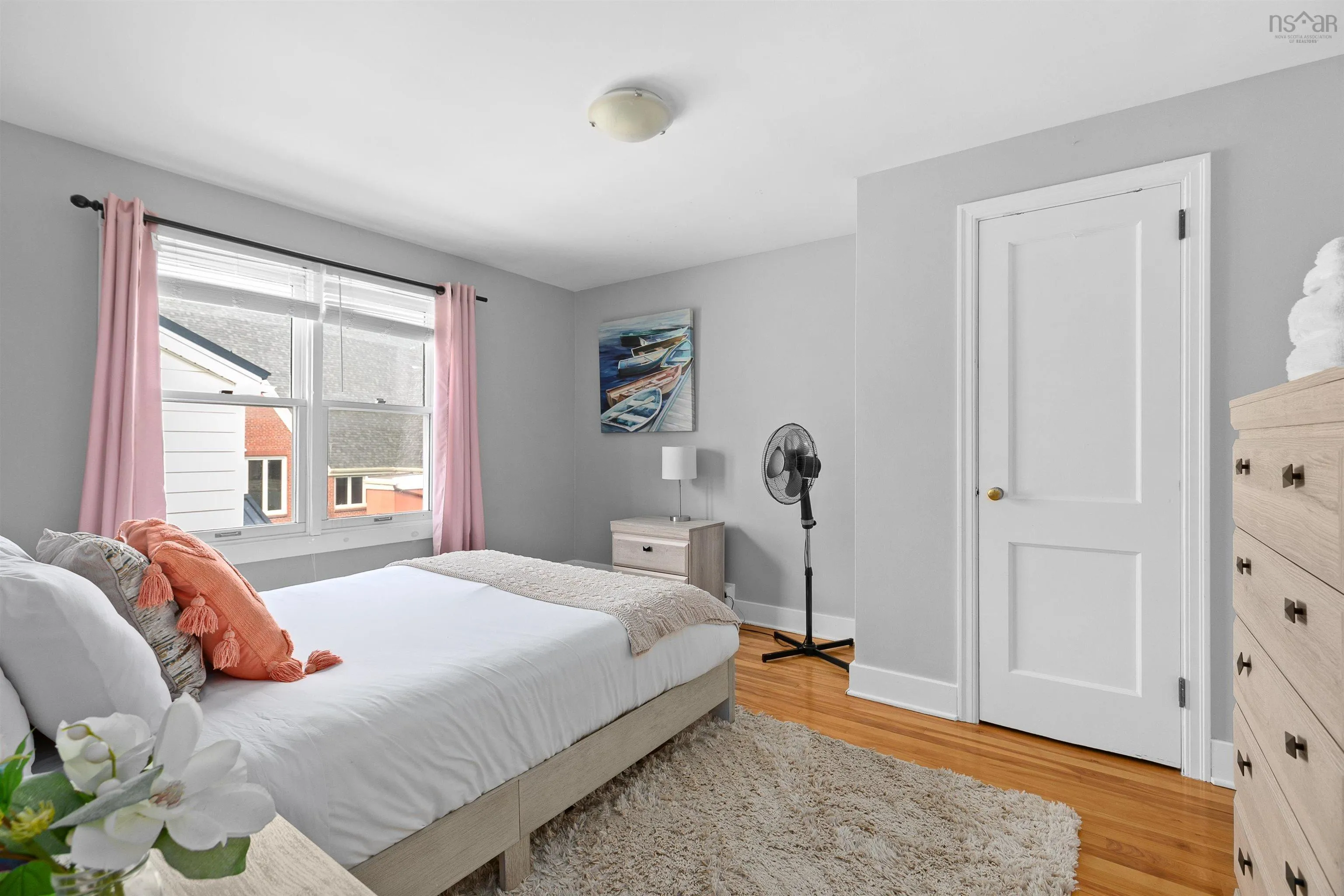 6571 Young Street, Halifax Peninsula, NS B3L 2A5, 6 Bedrooms Bedrooms, ,Residential Income,For Sale,Young,202518092