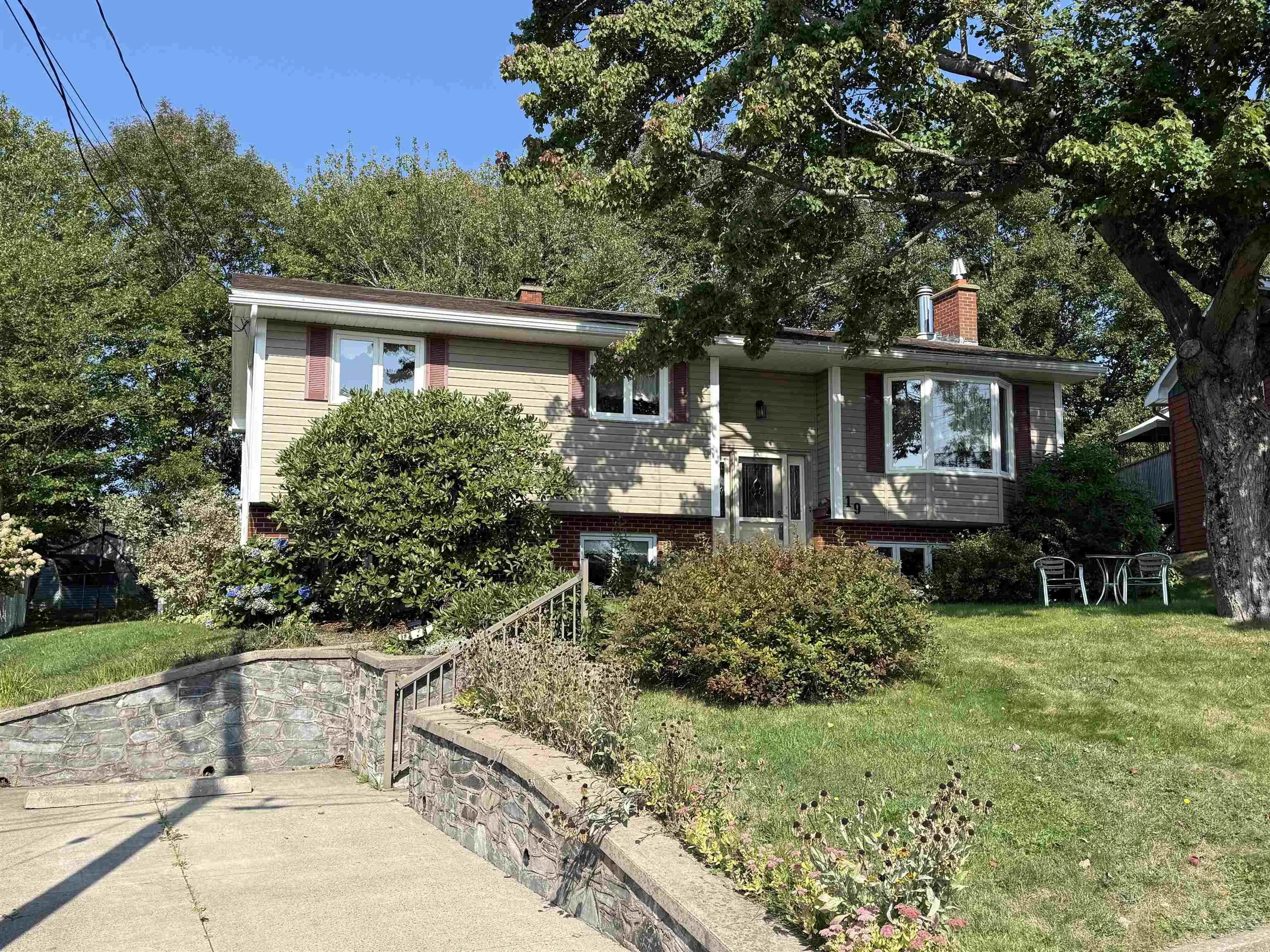 19 Eastwood Court, Cole Harbour, NS B2W 4J3, 5 Bedrooms Bedrooms, ,2 BathroomsBathrooms,Residential,For Sale,Eastwood,202523921