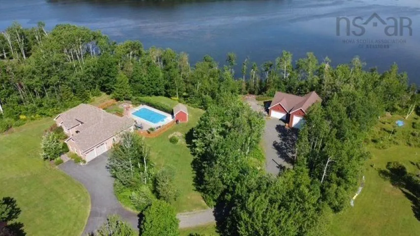 48 Village Lane, Southside Harbour, NS B2G 2L4, 4 Bedrooms Bedrooms, ,3 BathroomsBathrooms,Residential,For Sale,Village,202514327