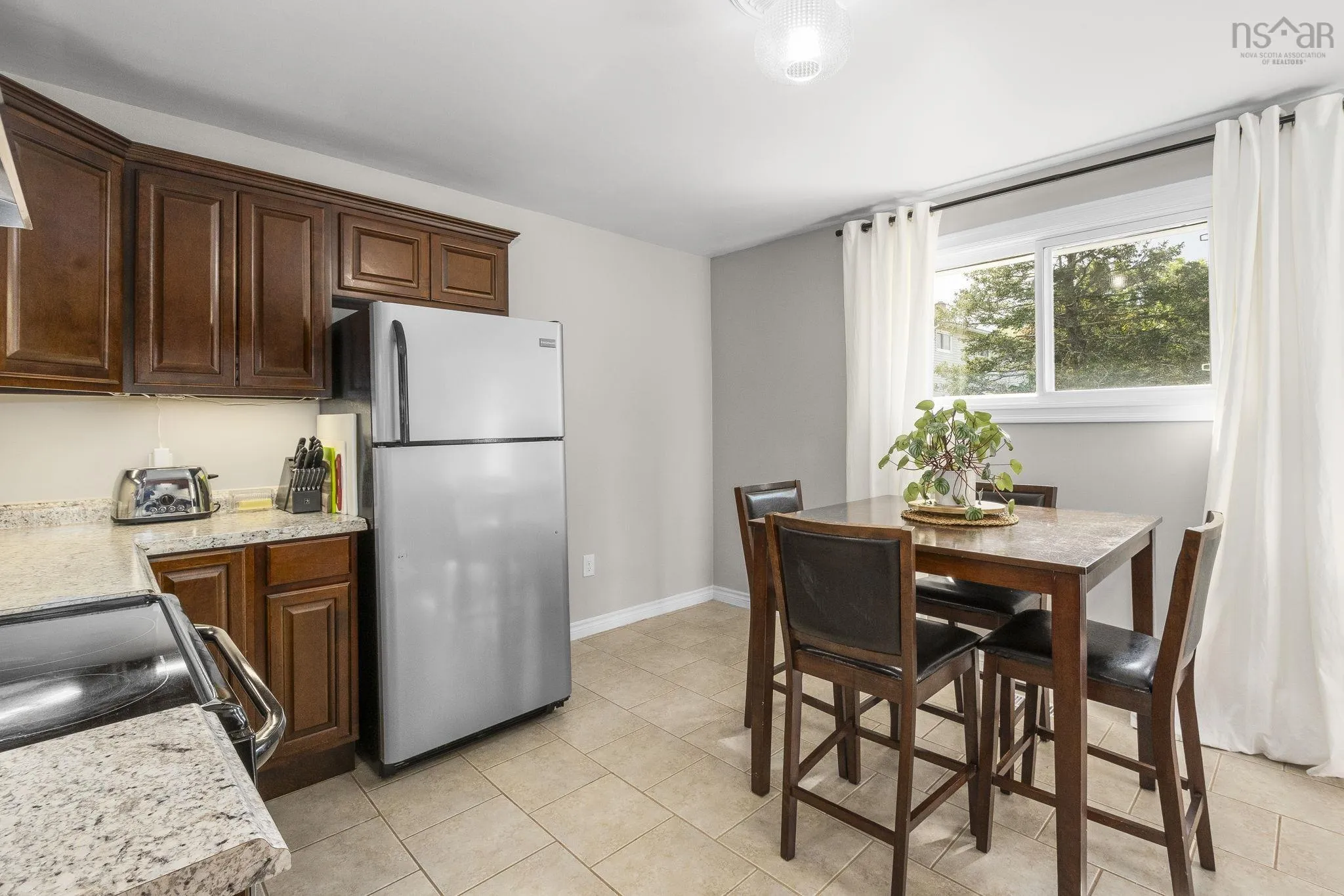44 Codroy Avenue, Lake Loon, NS B2W 3R4, 3 Bedrooms Bedrooms, ,2 BathroomsBathrooms,Residential,For Sale,Codroy,202524915