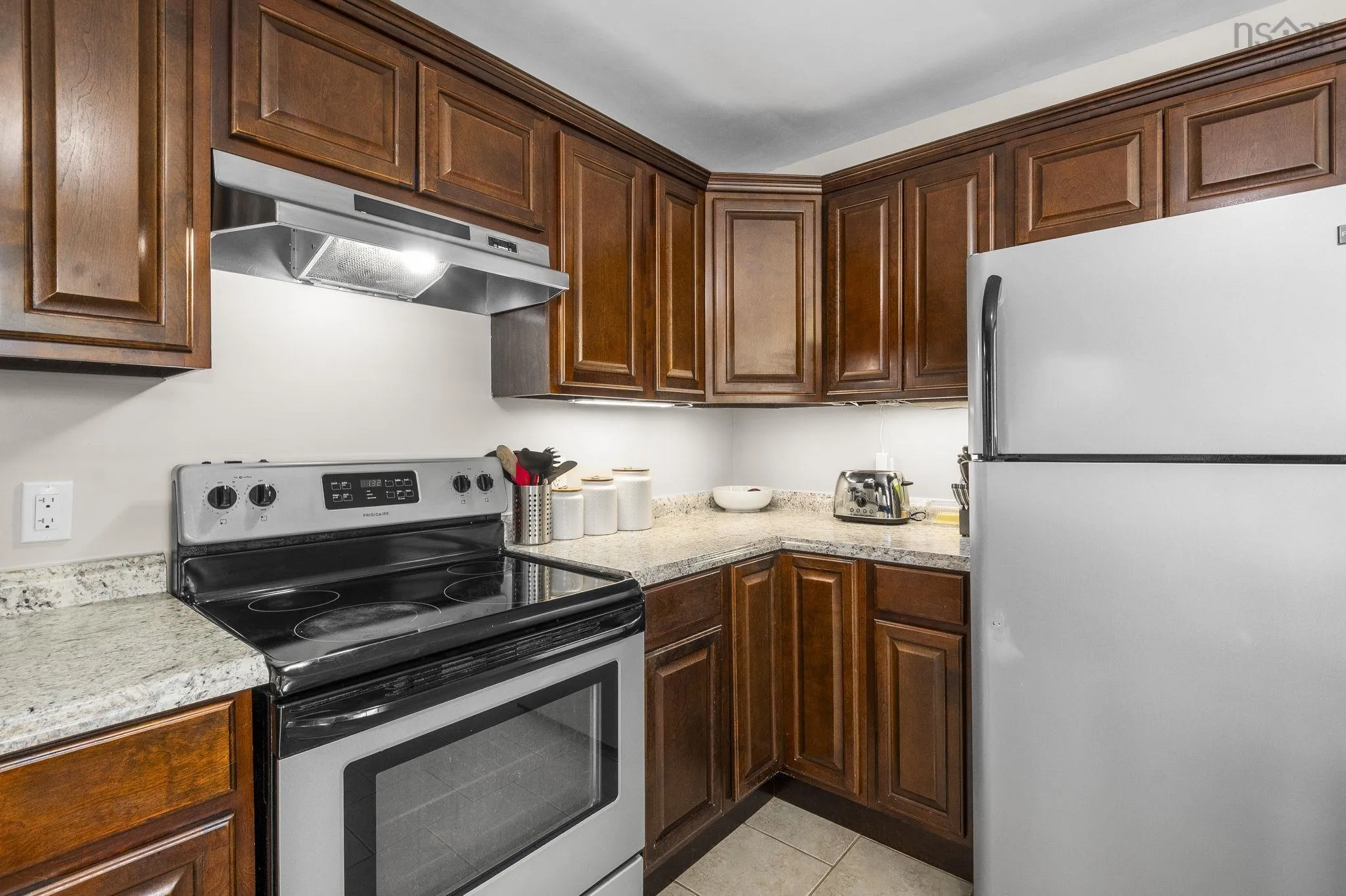 44 Codroy Avenue, Lake Loon, NS B2W 3R4, 3 Bedrooms Bedrooms, ,2 BathroomsBathrooms,Residential,For Sale,Codroy,202524915