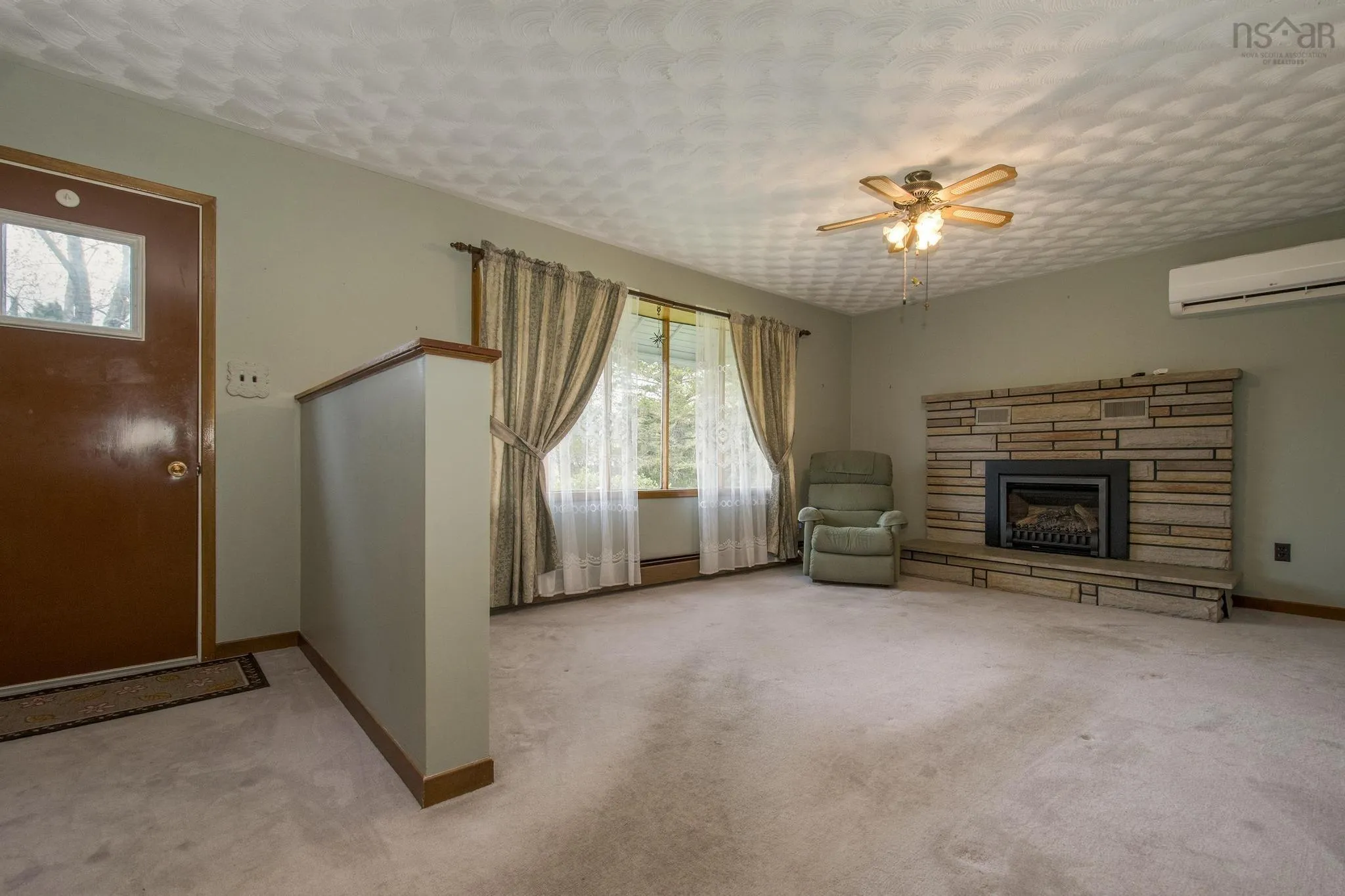683 Main Street, Lawrencetown, NS B0S 1M0, 3 Bedrooms Bedrooms, ,1 BathroomBathrooms,Residential,For Sale,Main,202510880