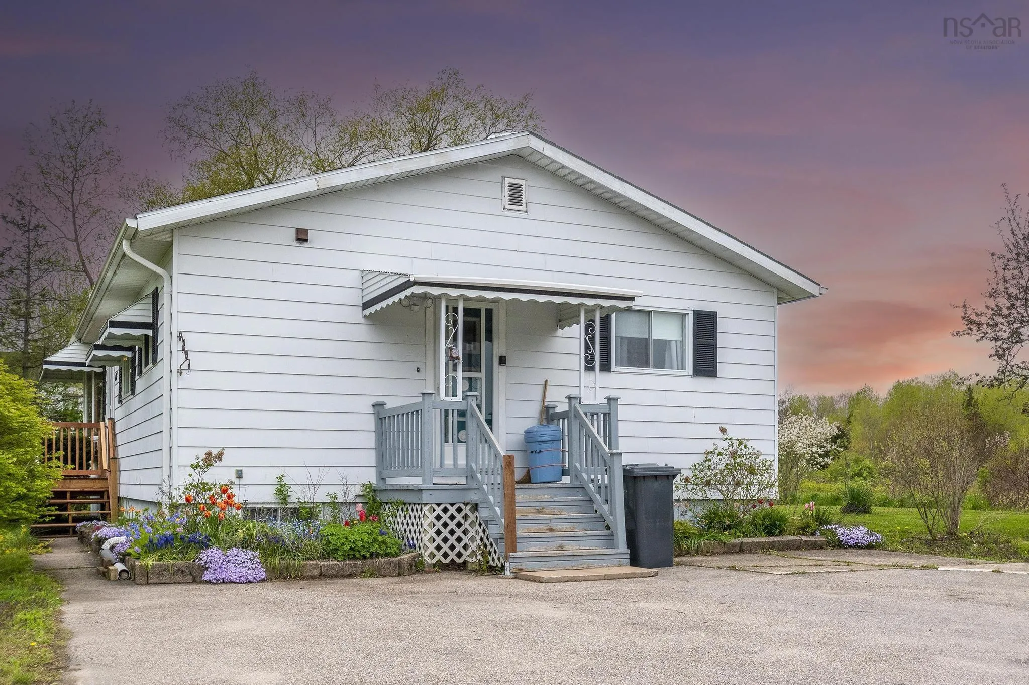 683 Main Street, Lawrencetown, NS B0S 1M0, 3 Bedrooms Bedrooms, ,1 BathroomBathrooms,Residential,For Sale,Main,202510880