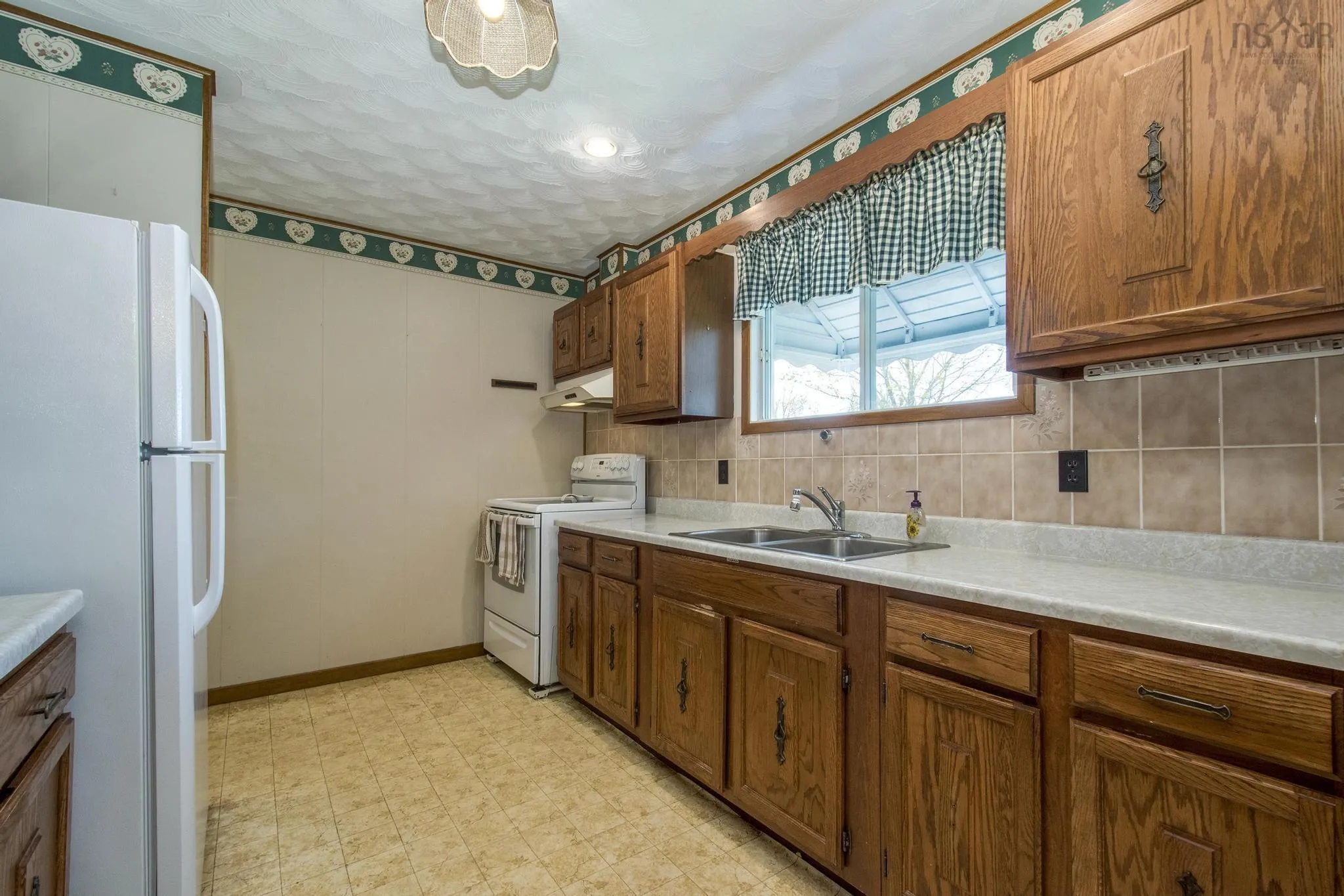 683 Main Street, Lawrencetown, NS B0S 1M0, 3 Bedrooms Bedrooms, ,1 BathroomBathrooms,Residential,For Sale,Main,202510880