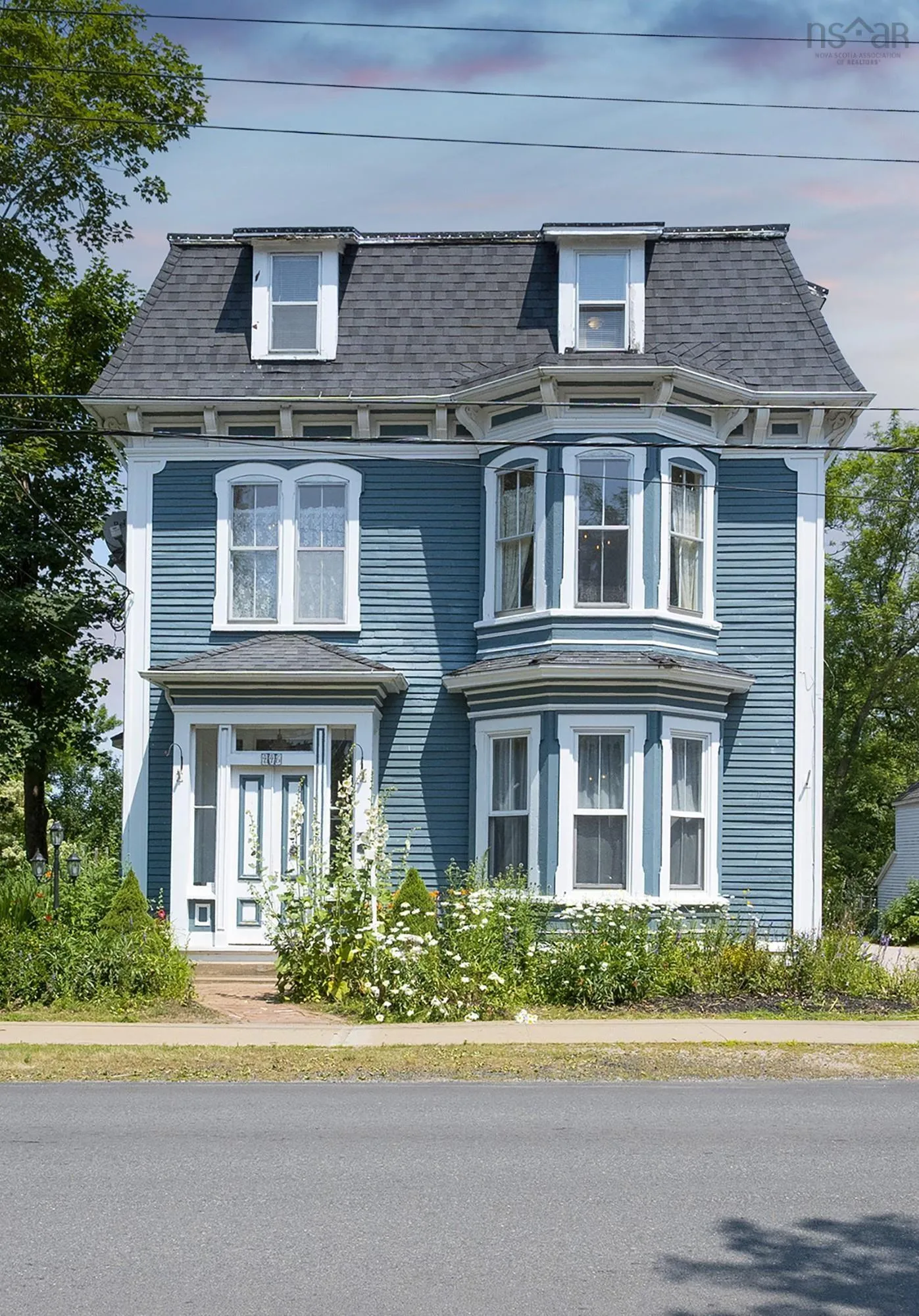 446 St George Street Street, Annapolis Royal, NS B0S 1A0, 7 Bedrooms Bedrooms, ,Residential Income,For Sale,St George Street,202518252