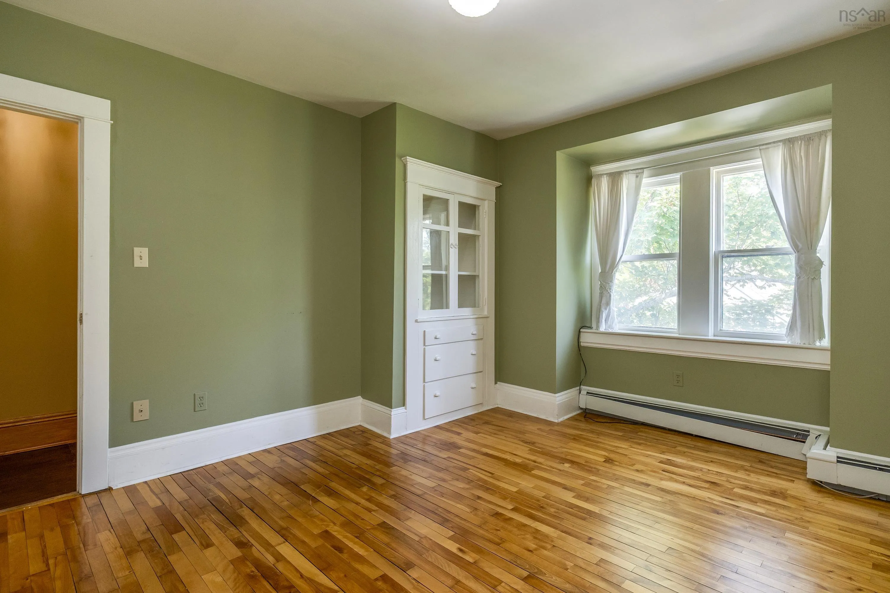 446 St George Street Street, Annapolis Royal, NS B0S 1A0, 7 Bedrooms Bedrooms, ,Residential Income,For Sale,St George Street,202518252