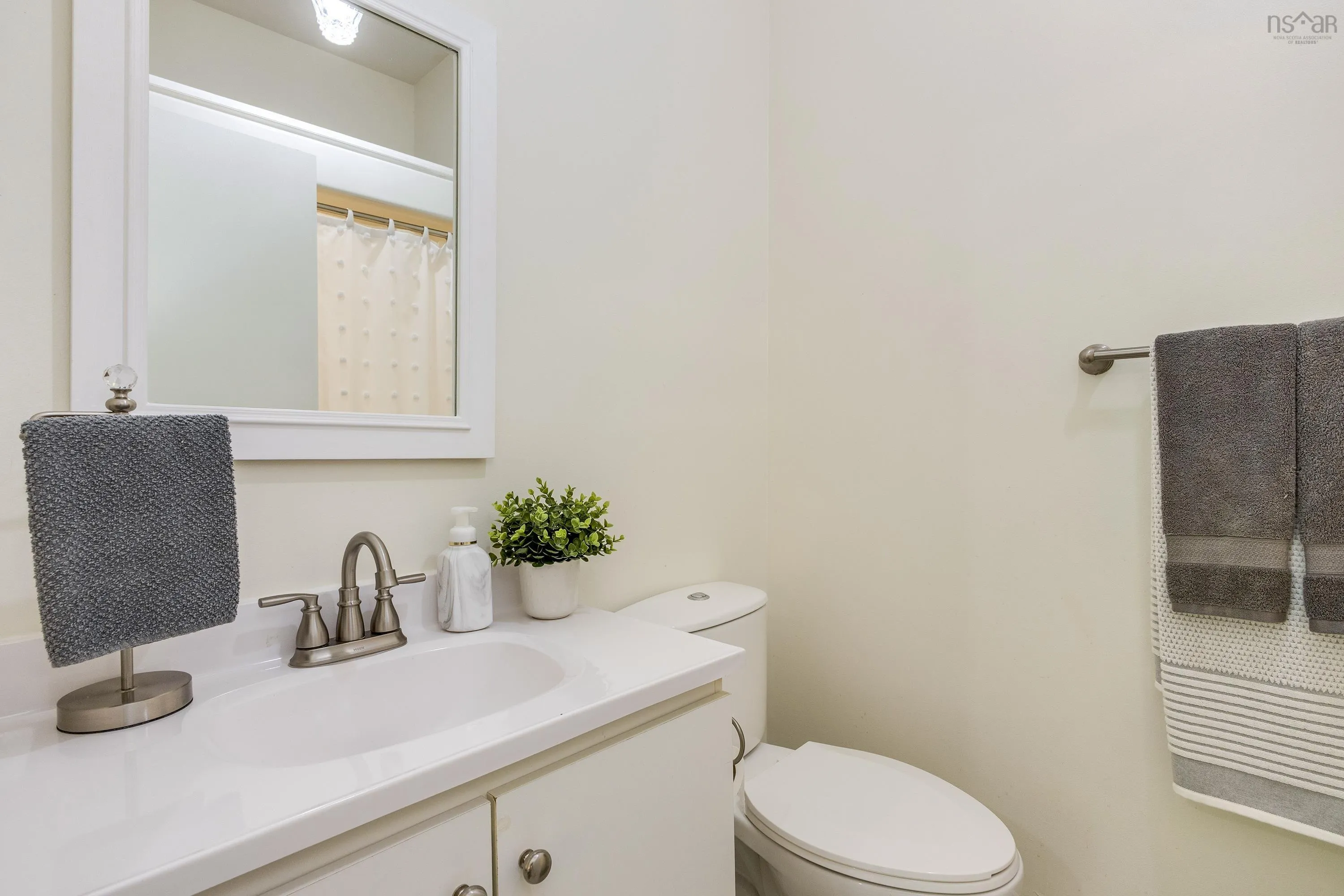446 St George Street Street, Annapolis Royal, NS B0S 1A0, 7 Bedrooms Bedrooms, ,Residential Income,For Sale,St George Street,202518252