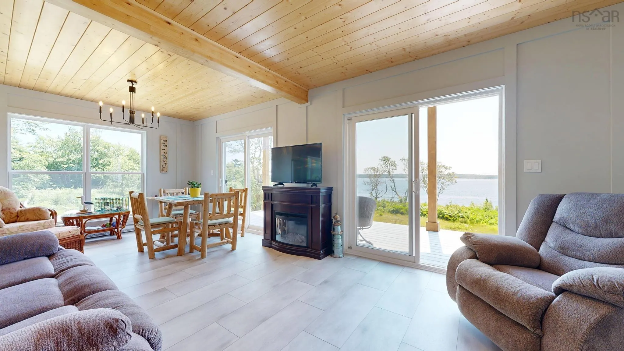 2406 Sandy Point Road, Lower Sandy Point, NS B0T 1W0, 2 Bedrooms Bedrooms, ,2 BathroomsBathrooms,Residential,For Sale,Sandy Point,202522605