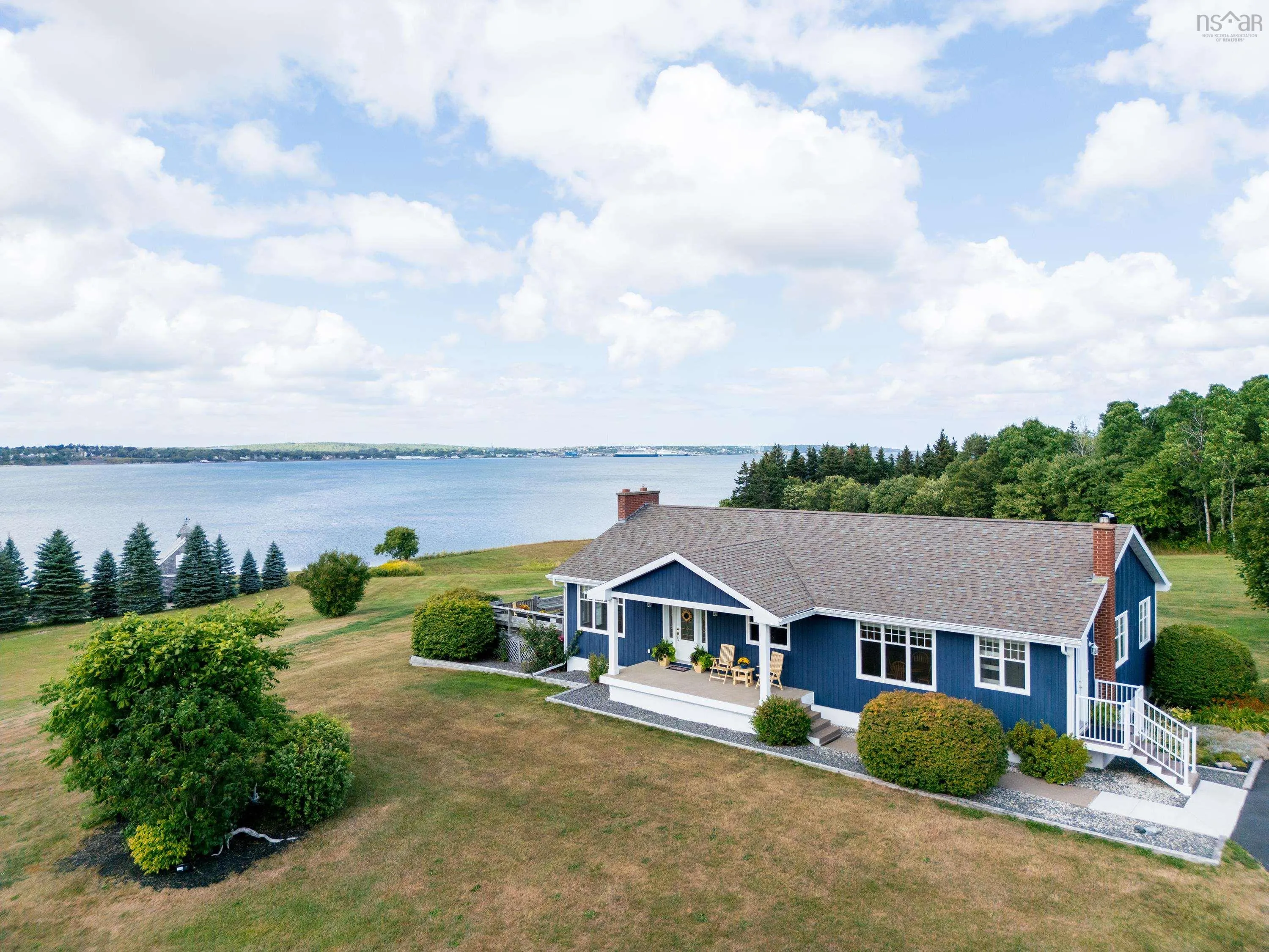 2140 Point Edward Highway, Point Edward, NS B2A 4R6, 3 Bedrooms Bedrooms, ,3 BathroomsBathrooms,Residential,For Sale,Point Edward Highway,202521181