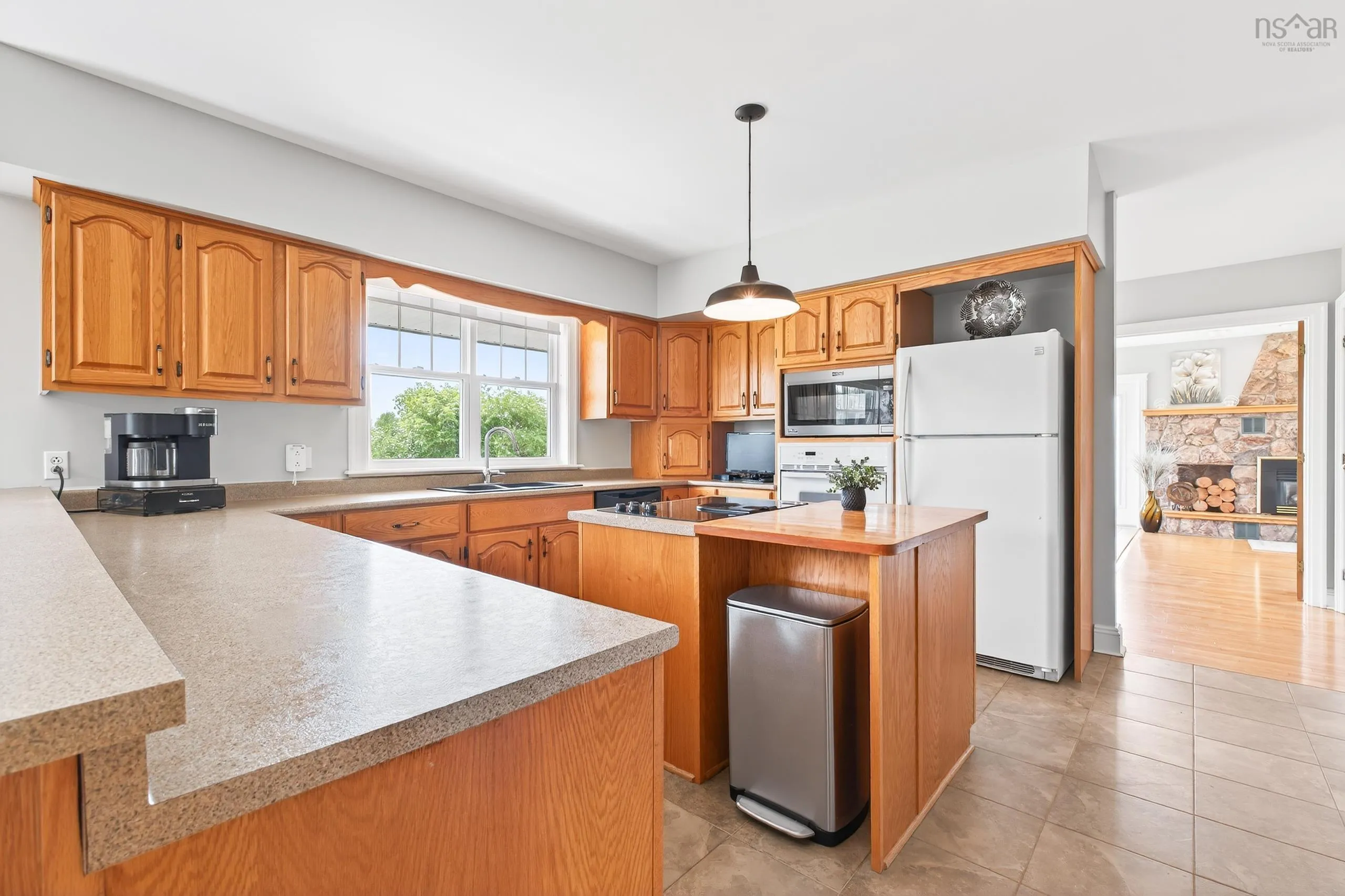 2140 Point Edward Highway, Point Edward, NS B2A 4R6, 3 Bedrooms Bedrooms, ,3 BathroomsBathrooms,Residential,For Sale,Point Edward Highway,202521181