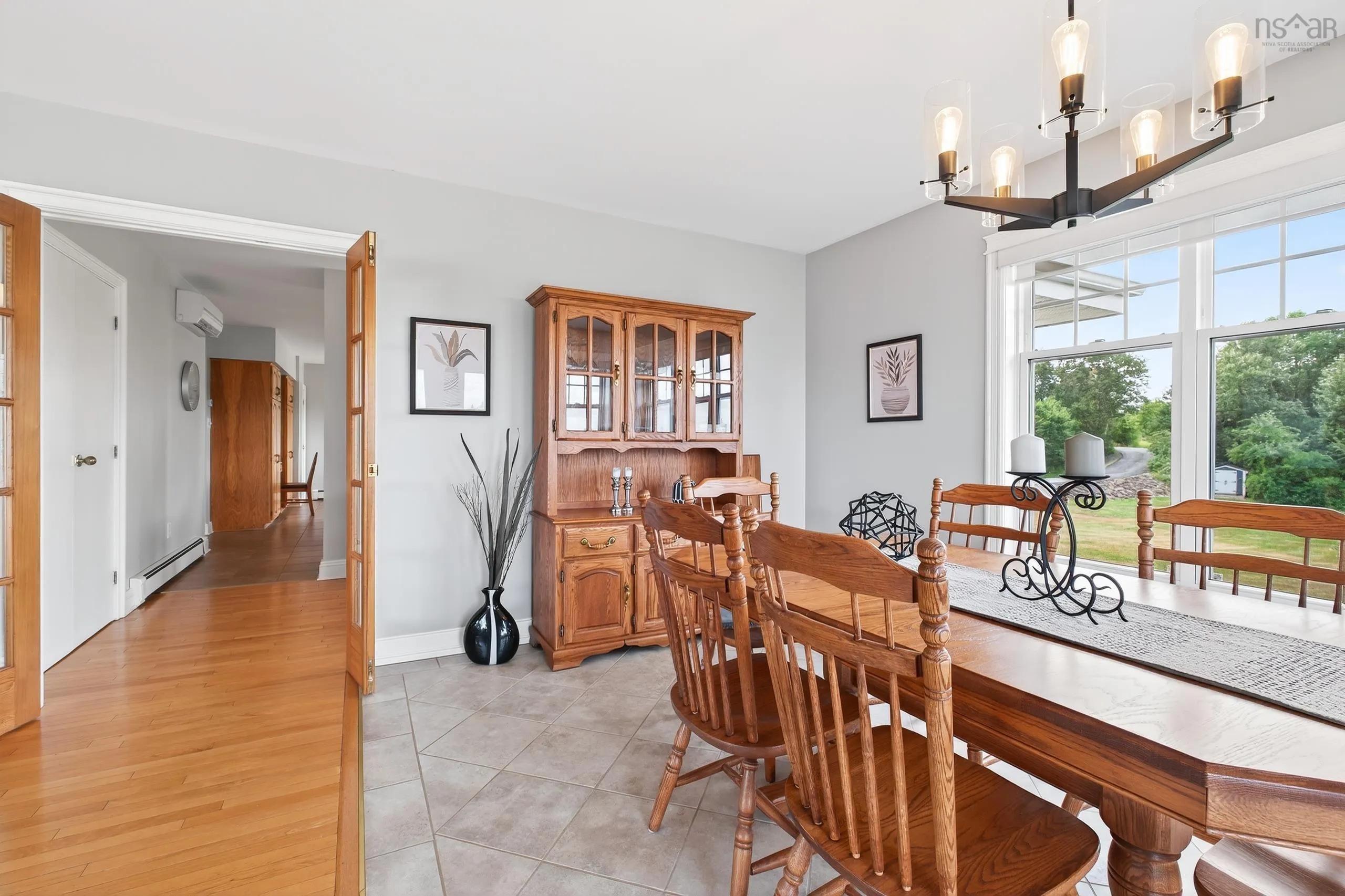 2140 Point Edward Highway, Point Edward, NS B2A 4R6, 3 Bedrooms Bedrooms, ,3 BathroomsBathrooms,Residential,For Sale,Point Edward Highway,202521181