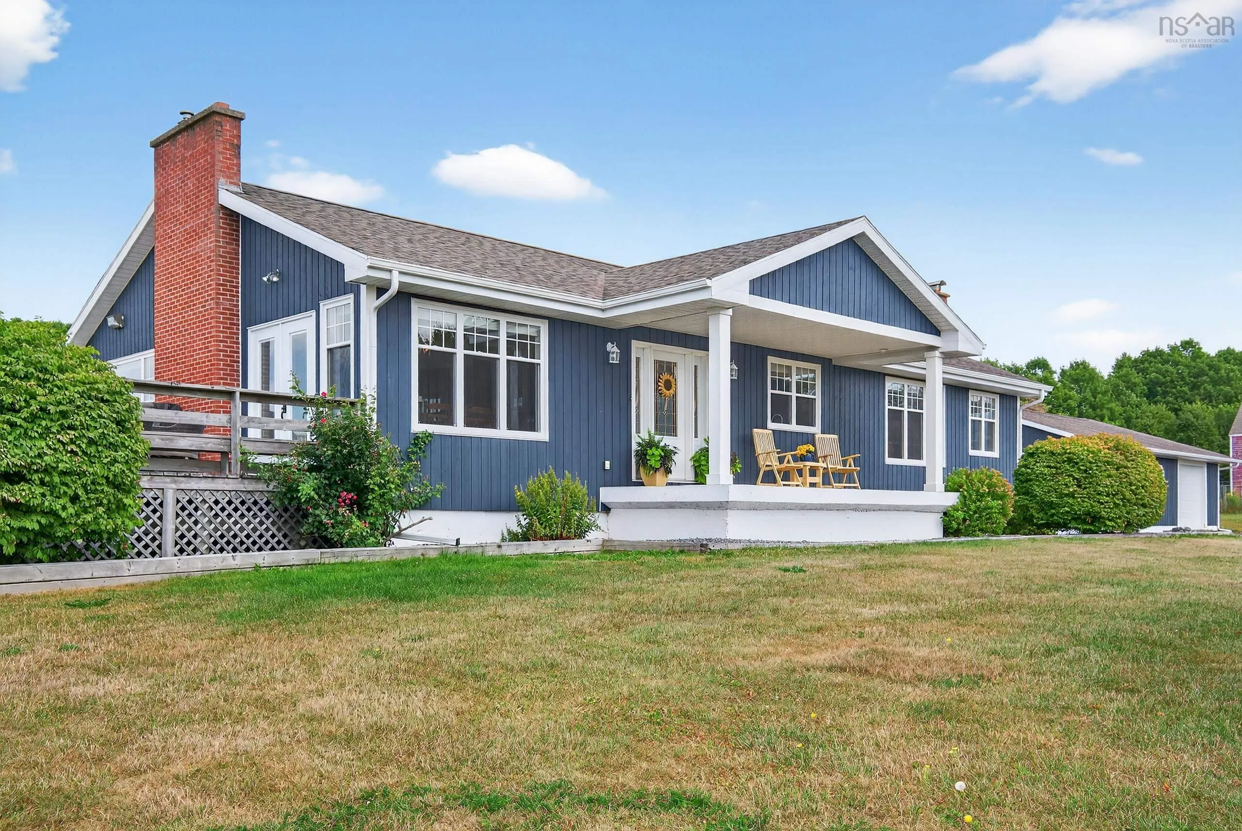 2140 Point Edward Highway, Point Edward, NS B2A 4R6, 3 Bedrooms Bedrooms, ,3 BathroomsBathrooms,Residential,For Sale,Point Edward Highway,202521181