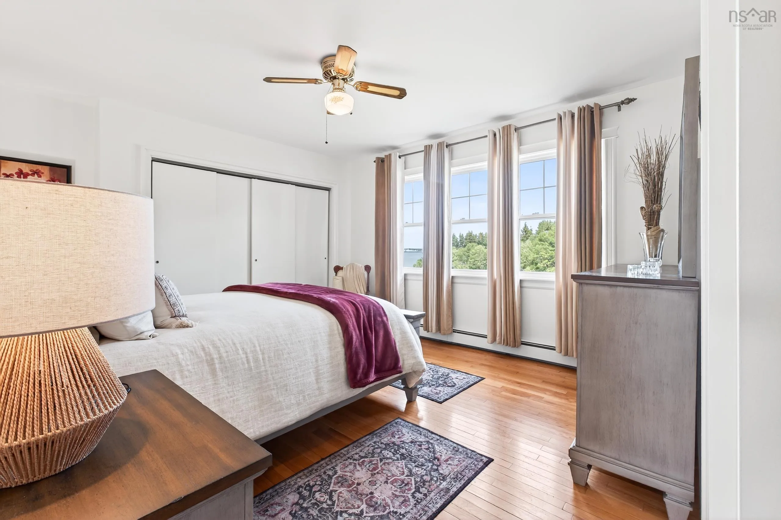 2140 Point Edward Highway, Point Edward, NS B2A 4R6, 3 Bedrooms Bedrooms, ,3 BathroomsBathrooms,Residential,For Sale,Point Edward Highway,202521181