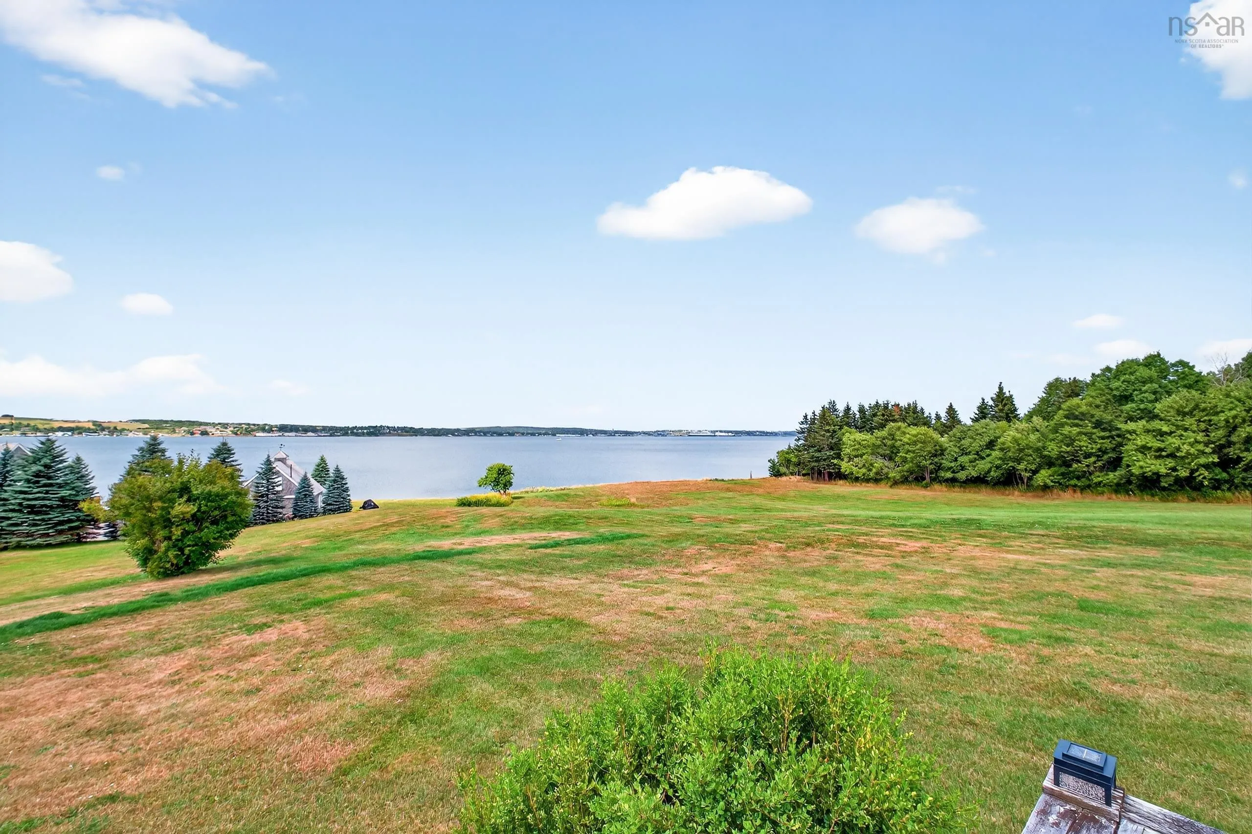 2140 Point Edward Highway, Point Edward, NS B2A 4R6, 3 Bedrooms Bedrooms, ,3 BathroomsBathrooms,Residential,For Sale,Point Edward Highway,202521181