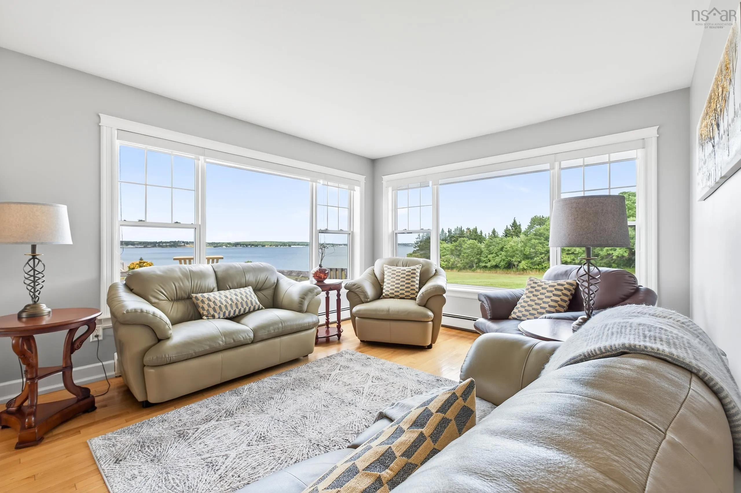 2140 Point Edward Highway, Point Edward, NS B2A 4R6, 3 Bedrooms Bedrooms, ,3 BathroomsBathrooms,Residential,For Sale,Point Edward Highway,202521181