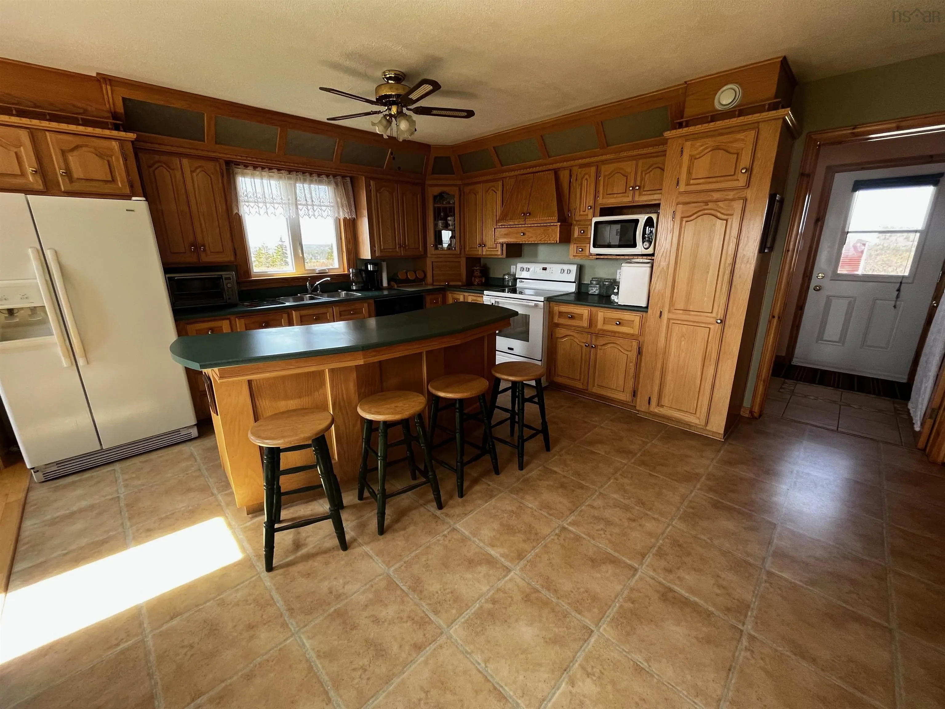 25 North Road, Charlos Cove, NS B0H 1T0, 3 Bedrooms Bedrooms, ,2 BathroomsBathrooms,Residential,For Sale,North Road,202518602