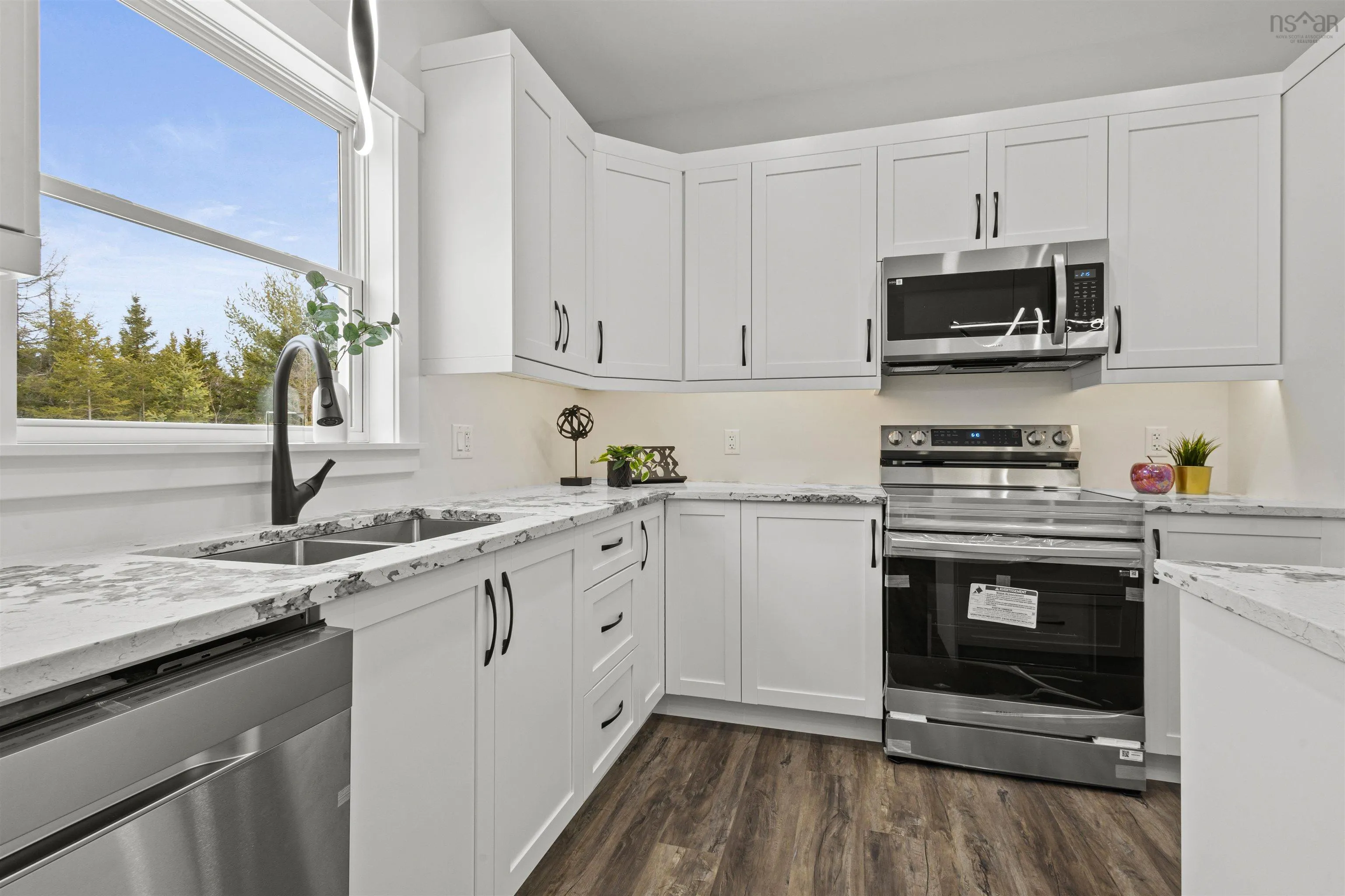 188 Loon Point Trail, East Uniacke, NS B0N 1Z0, 3 Bedrooms Bedrooms, ,2 BathroomsBathrooms,Residential,For Sale,Loon Point,202523283