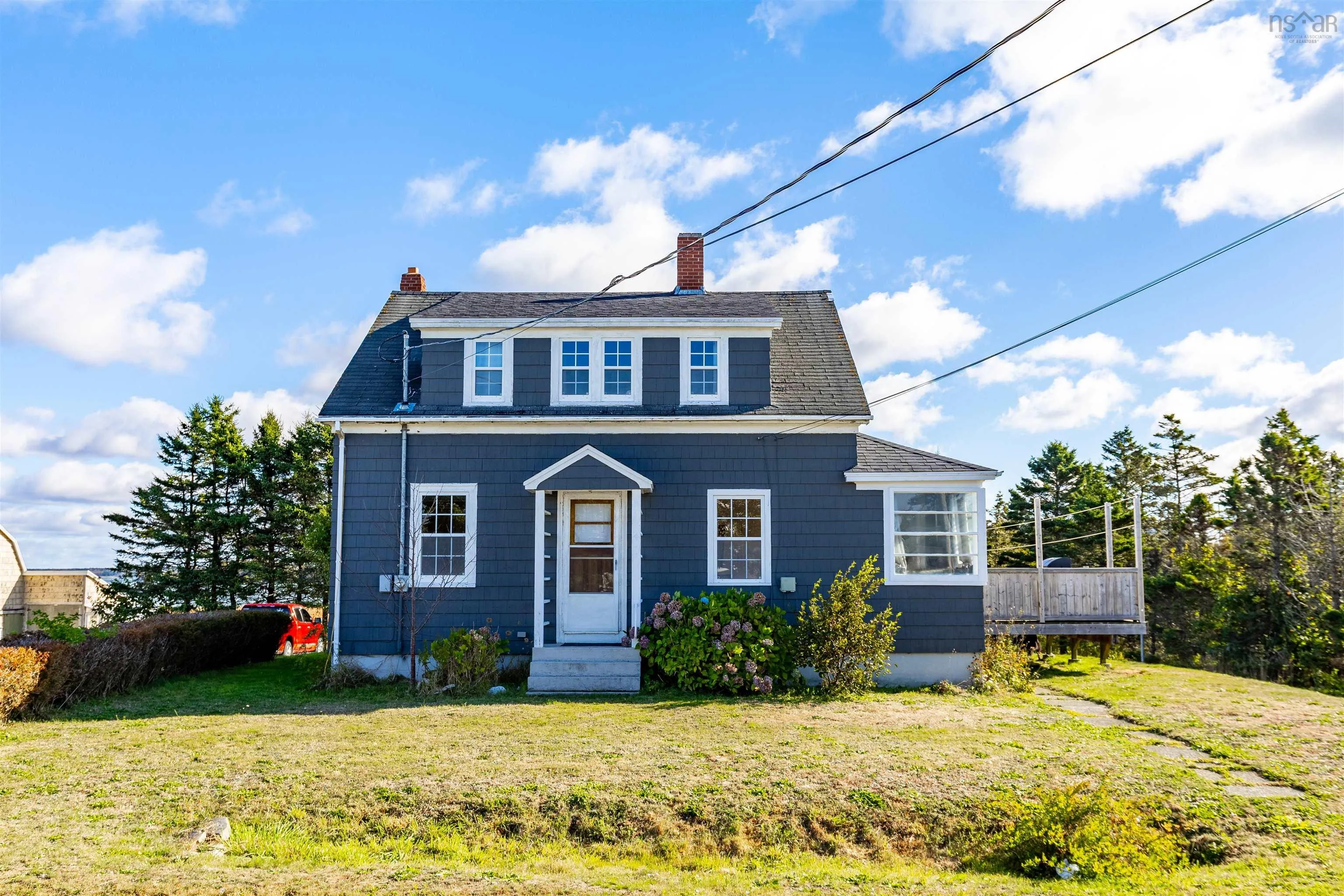 41 School Street, Lower West Pubnico, NS B0W 2C0, 3 Bedrooms Bedrooms, ,2 BathroomsBathrooms,Residential,For Sale,School,202525668