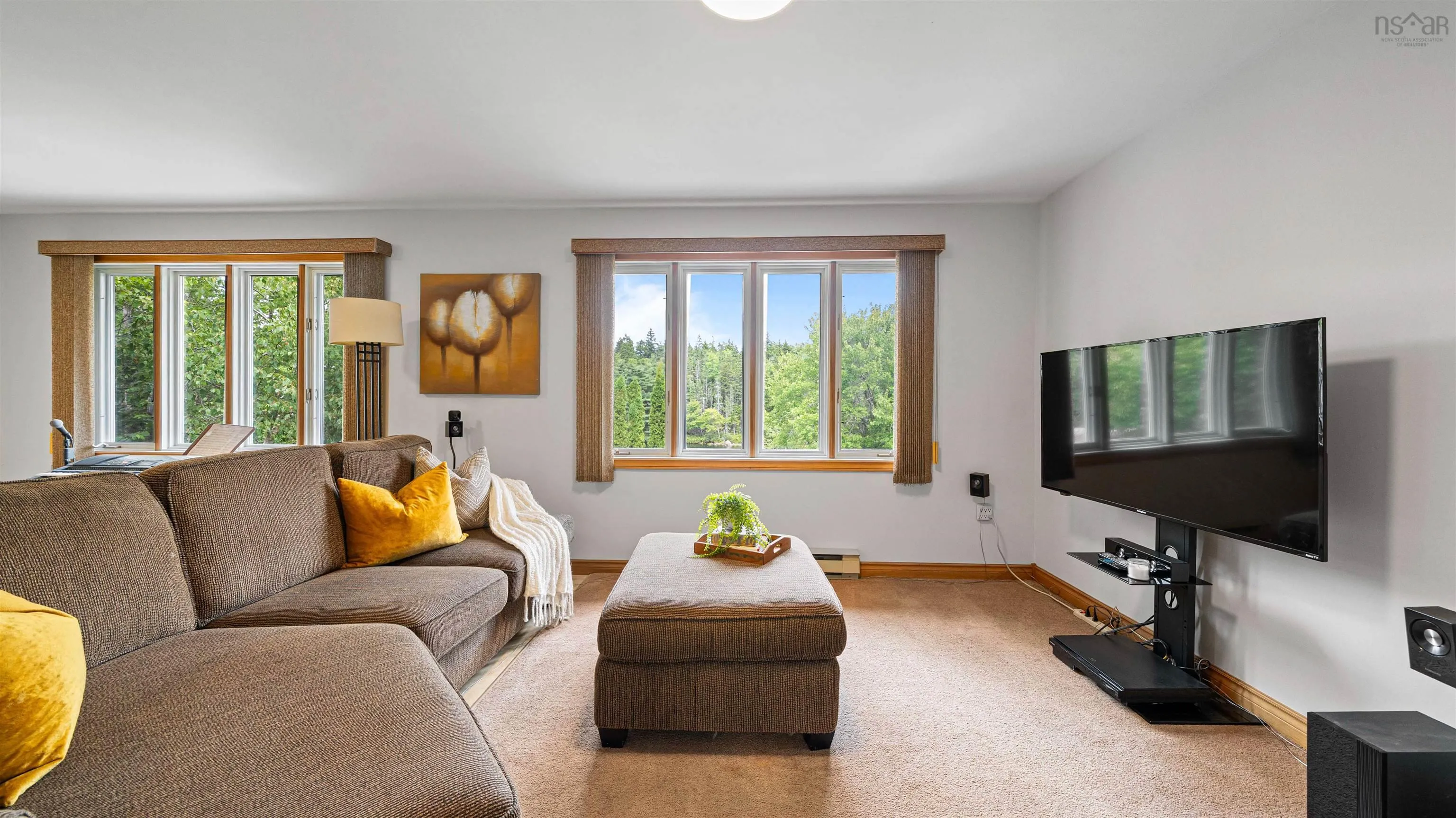 2571 St. Margaret's Bay Road, Timberlea, NS B3T 1H2, 4 Bedrooms Bedrooms, ,4 BathroomsBathrooms,Residential,For Sale,St. Margaret's Bay,202522901